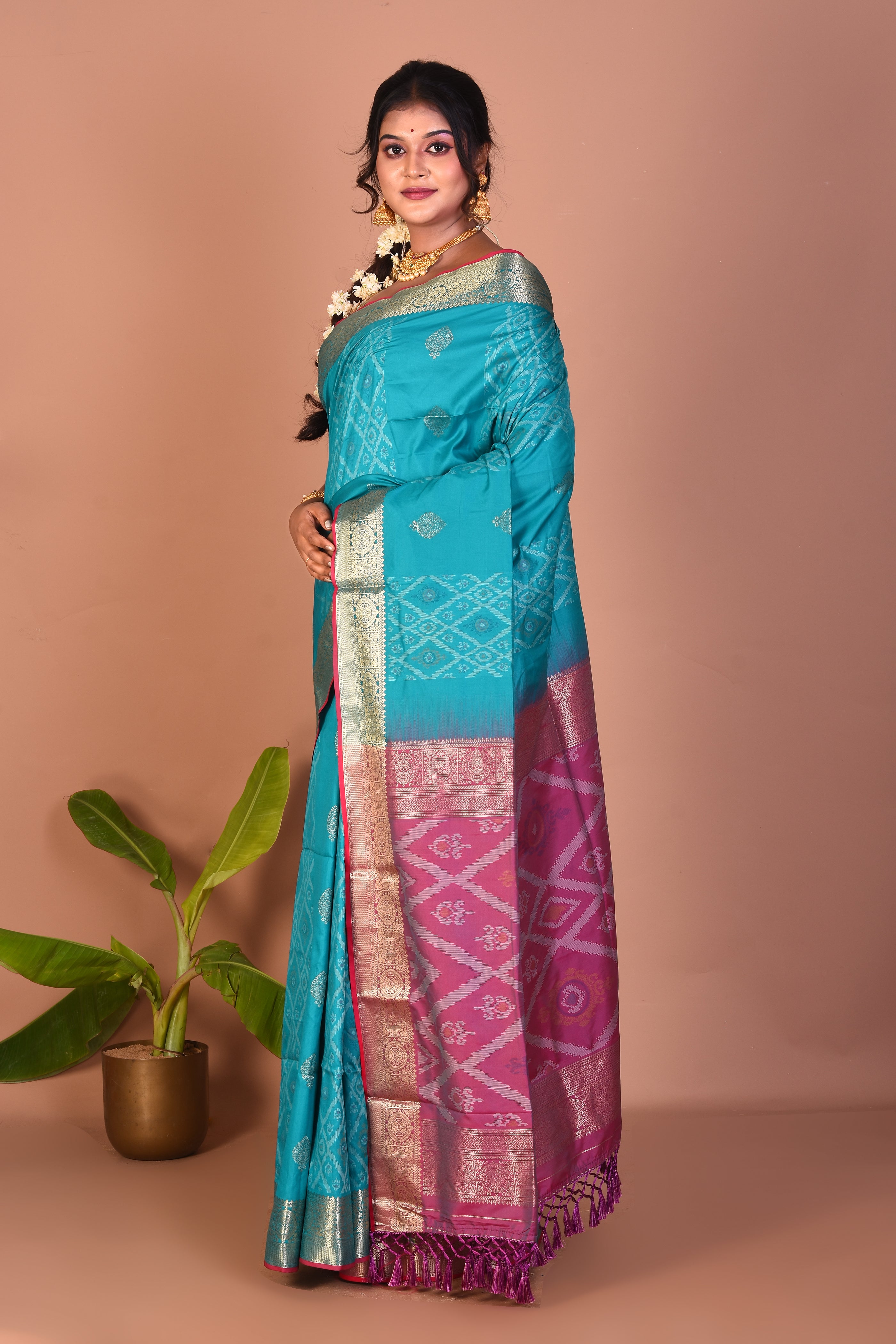 Rama Green Blended Handloom Saree - Keya Seth Exclusive