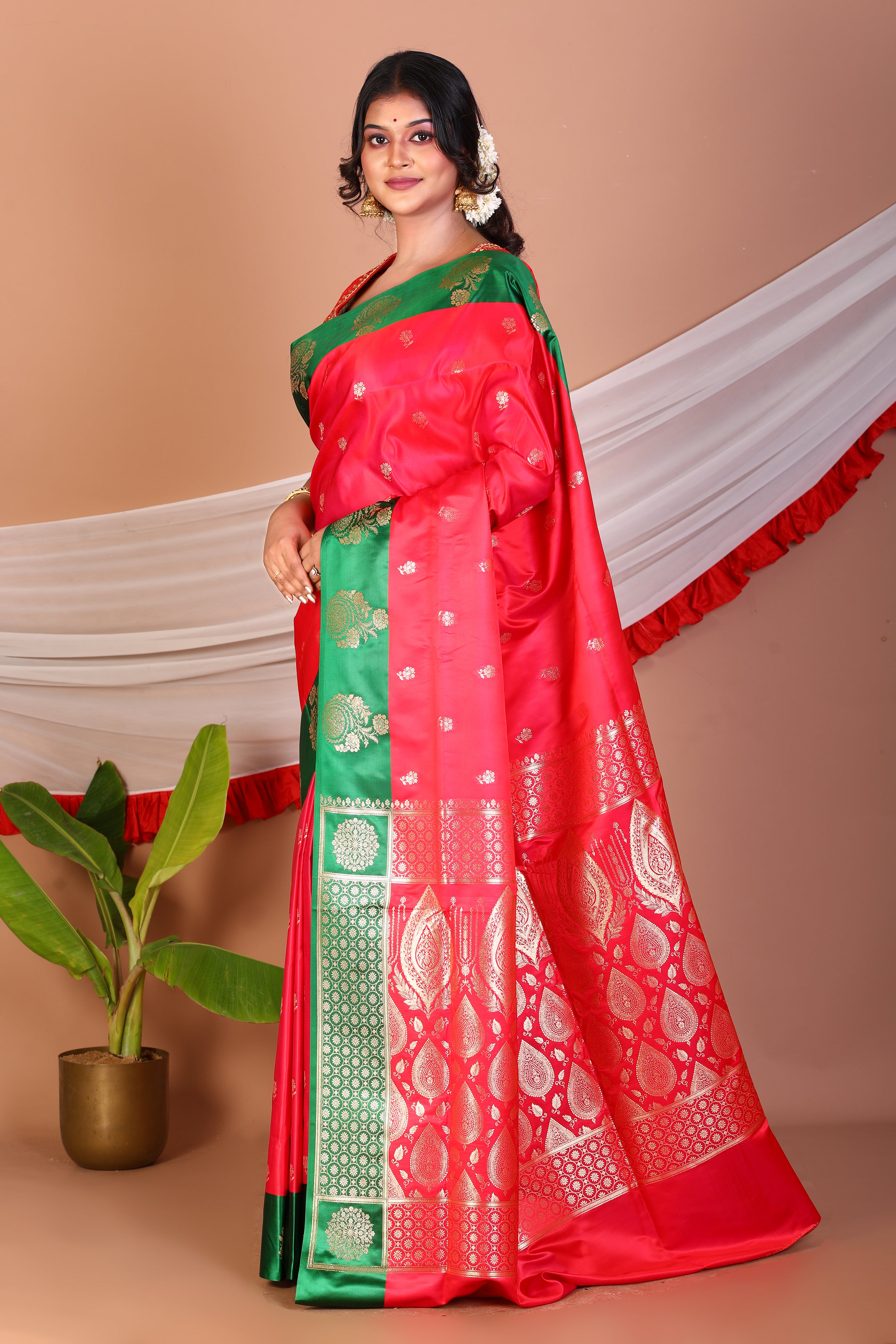 Red Blended Mashru Silk Saree - Keya Seth Exclusive