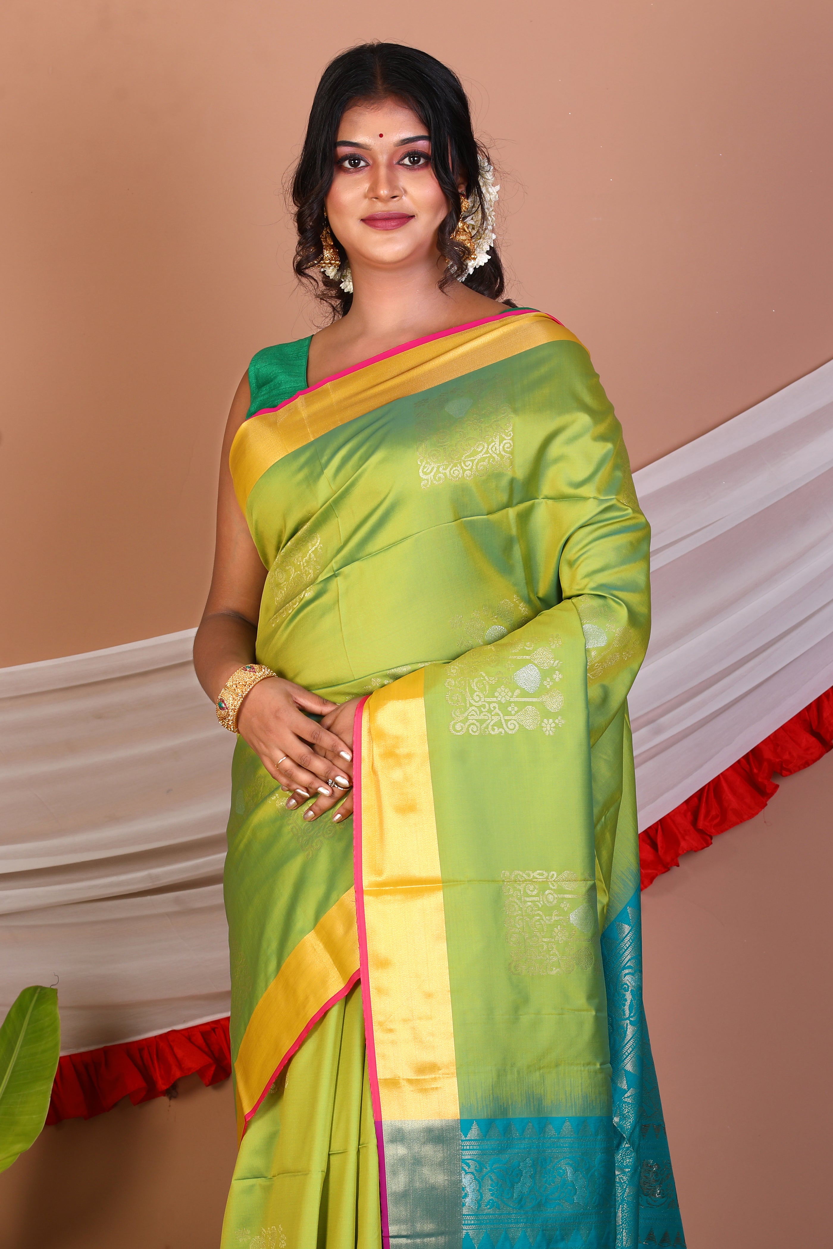Green Blended Handloom Saree - Keya Seth Exclusive