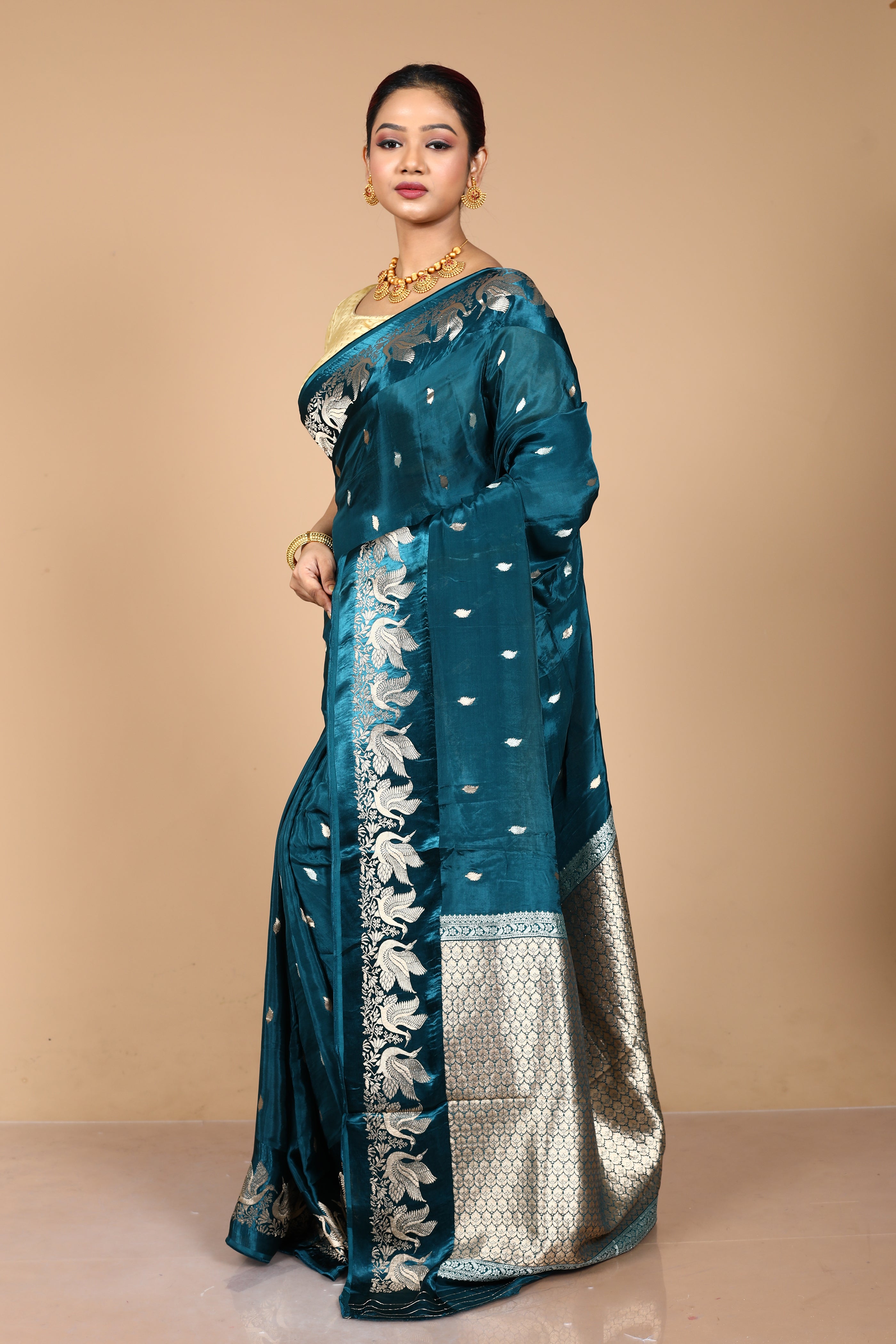 Green Blended Blended Silk Saree with Blouse Piece