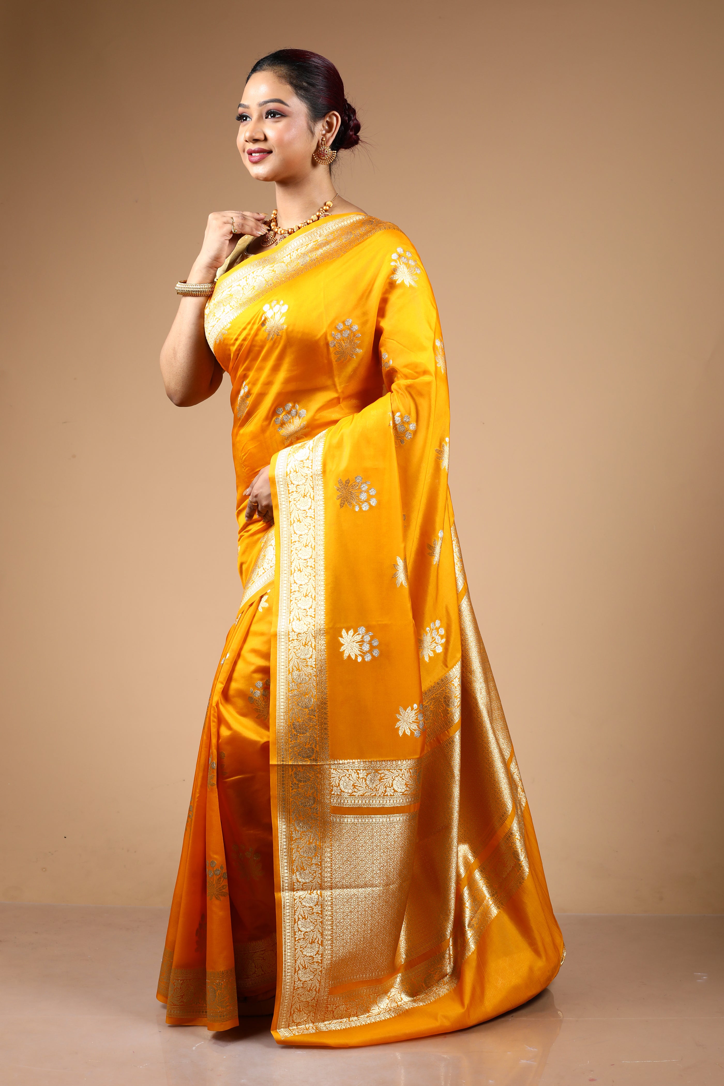 Yellow Blended Blended Silk Saree