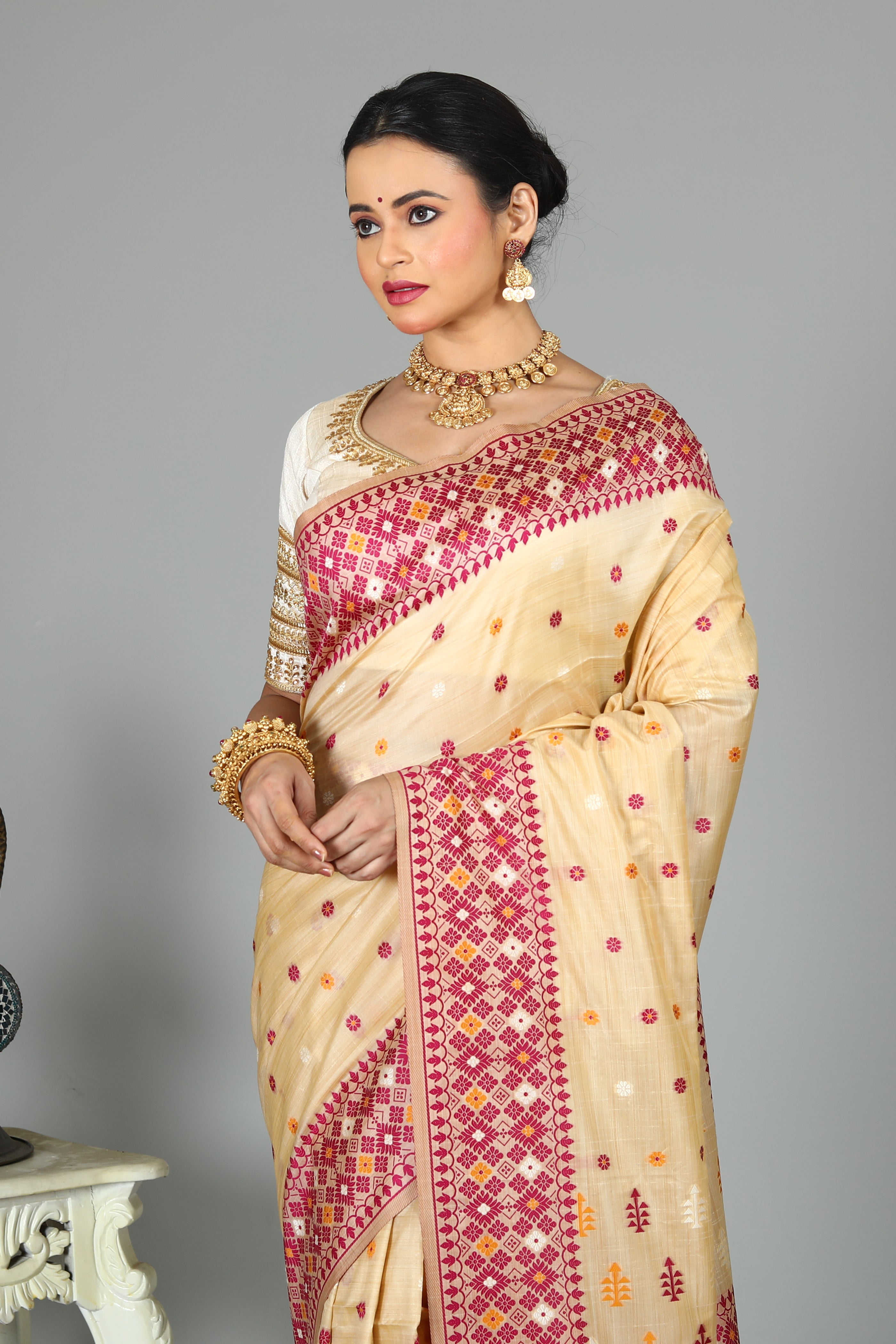 Offwhite Blended Tussar Silk Saree