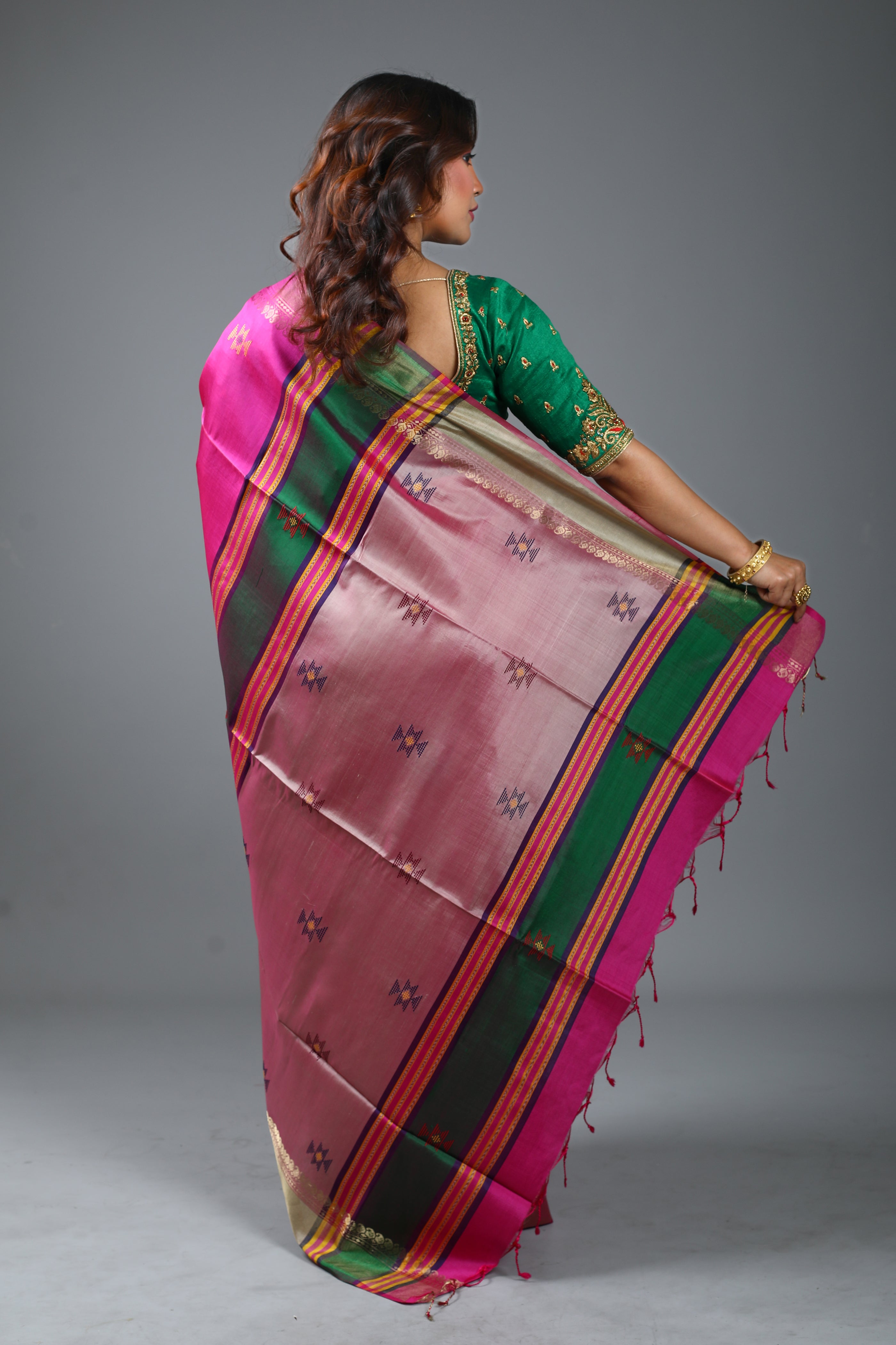 Pink Pure Handloom Silk Saree