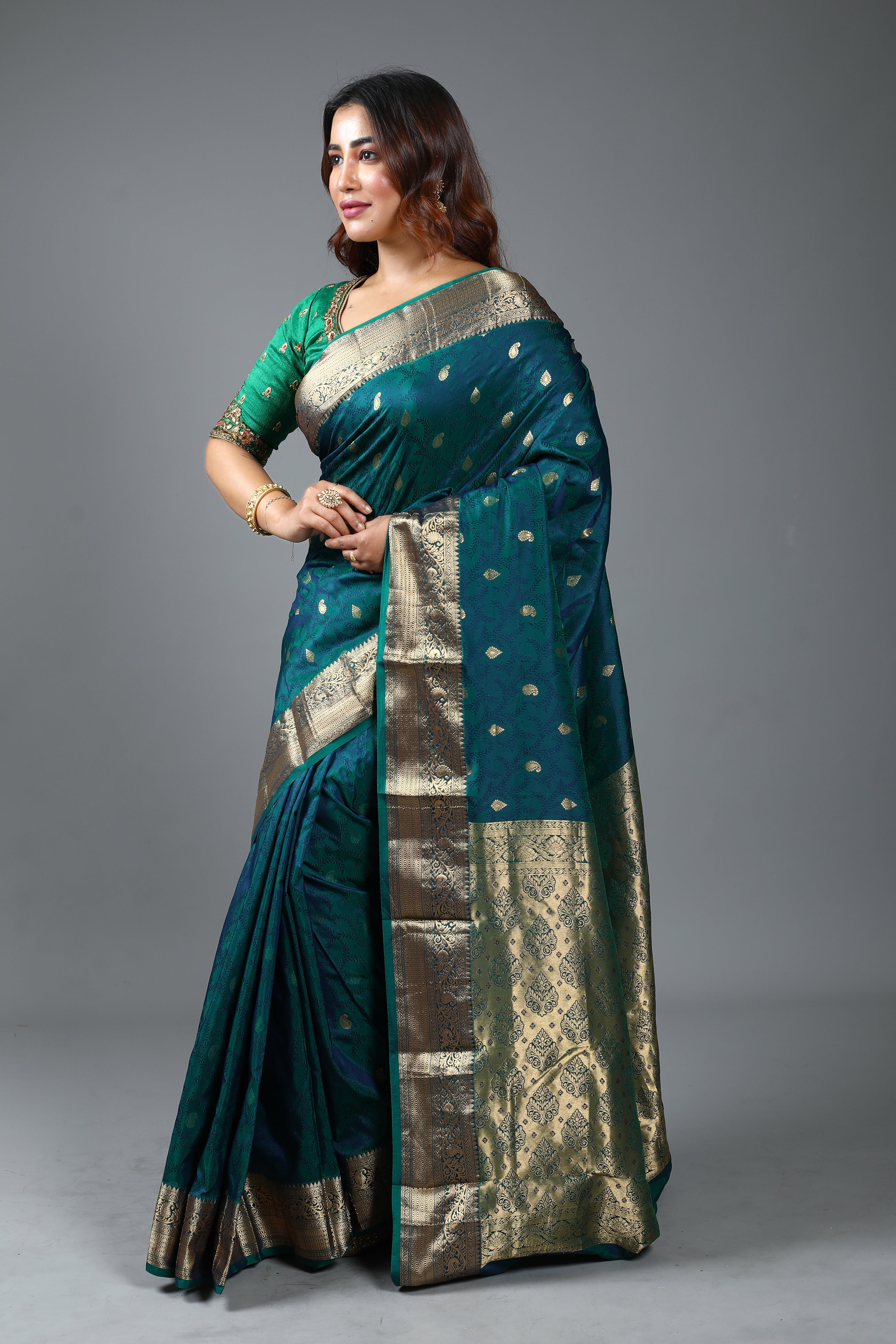 Pure Rama Green Kanjivaram Silk Saree
