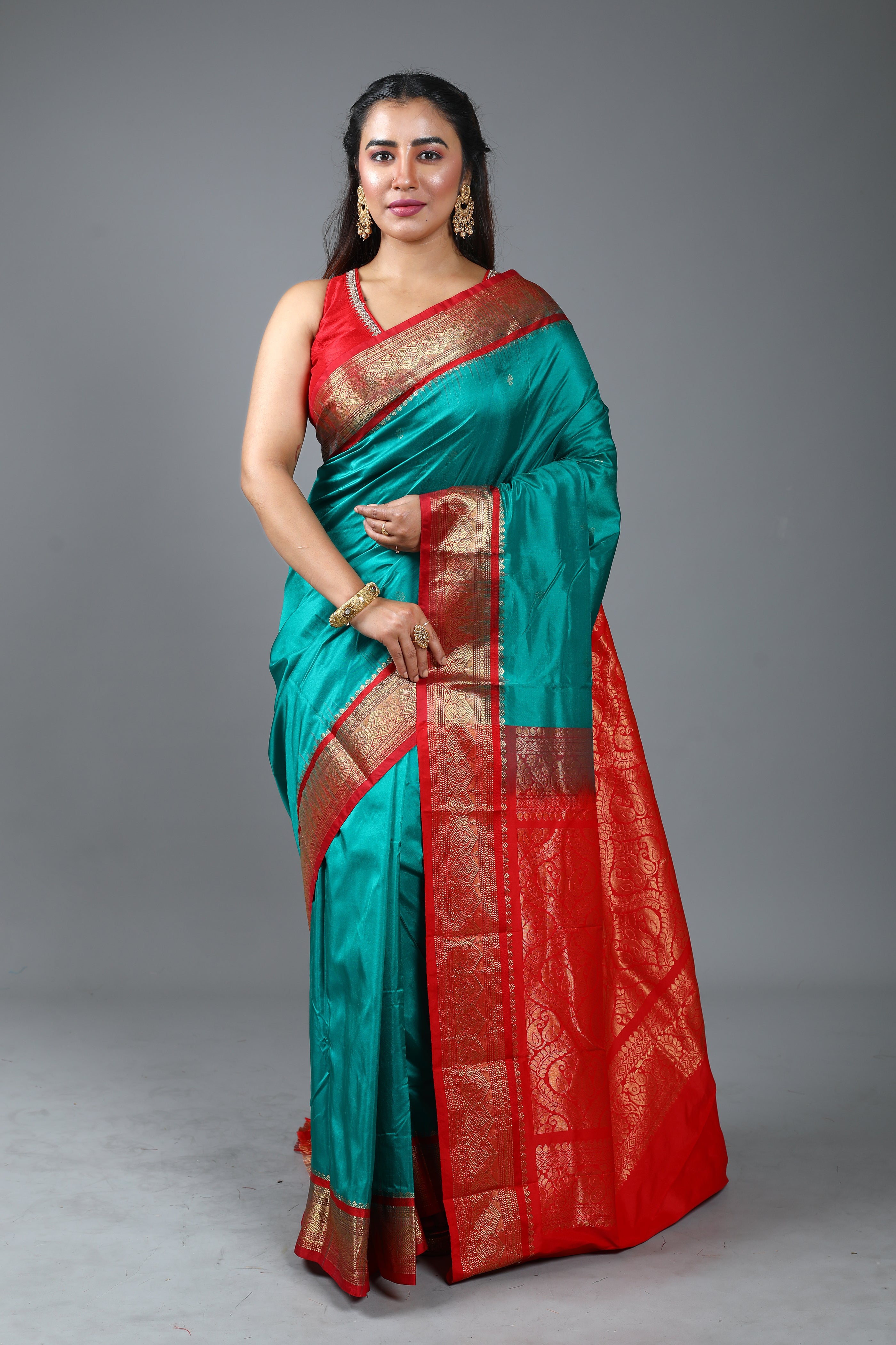 Rama Green Blended Kanjivaram Silk Saree