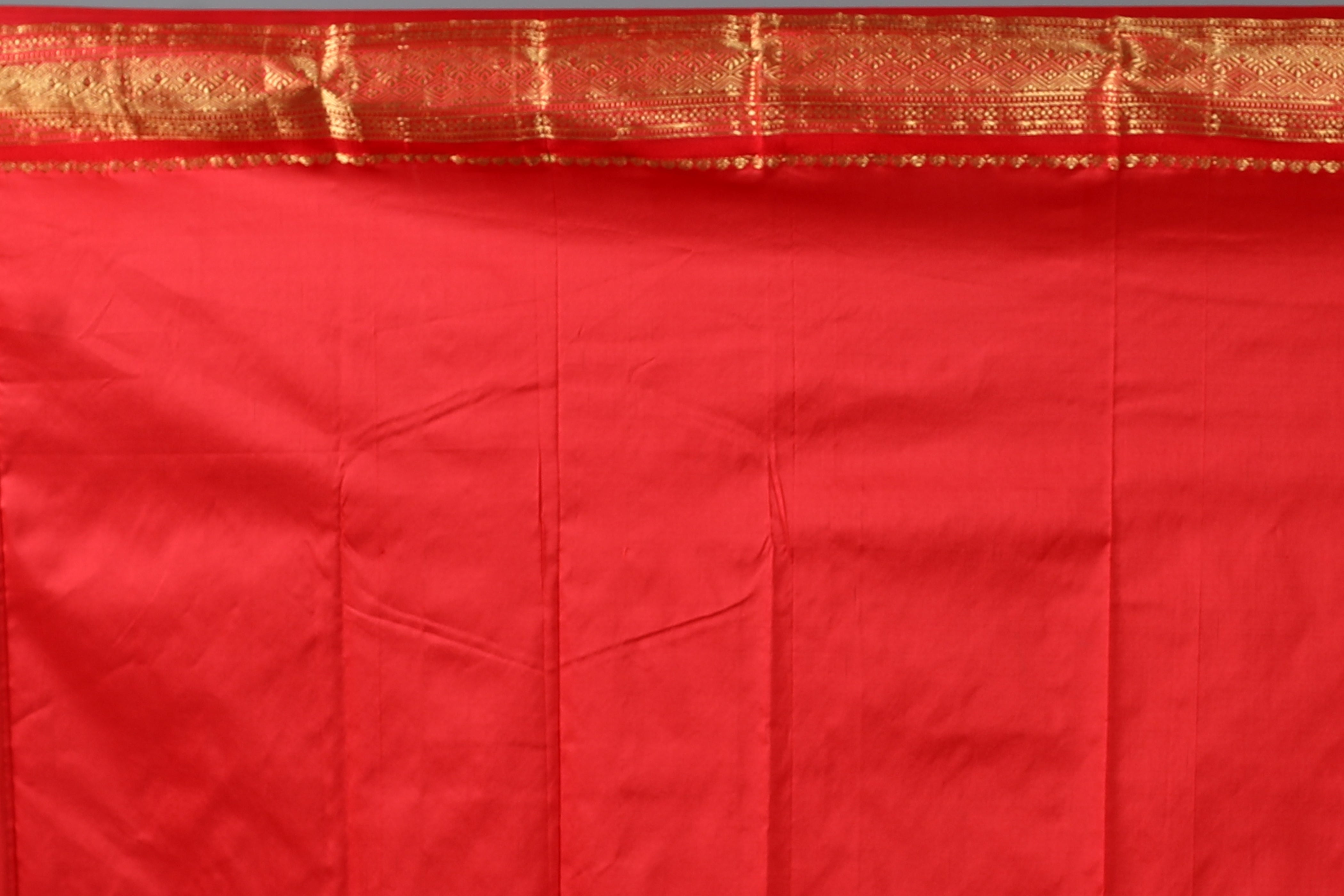 Dual Tone Green Blended Kanjivaram Silk Saree