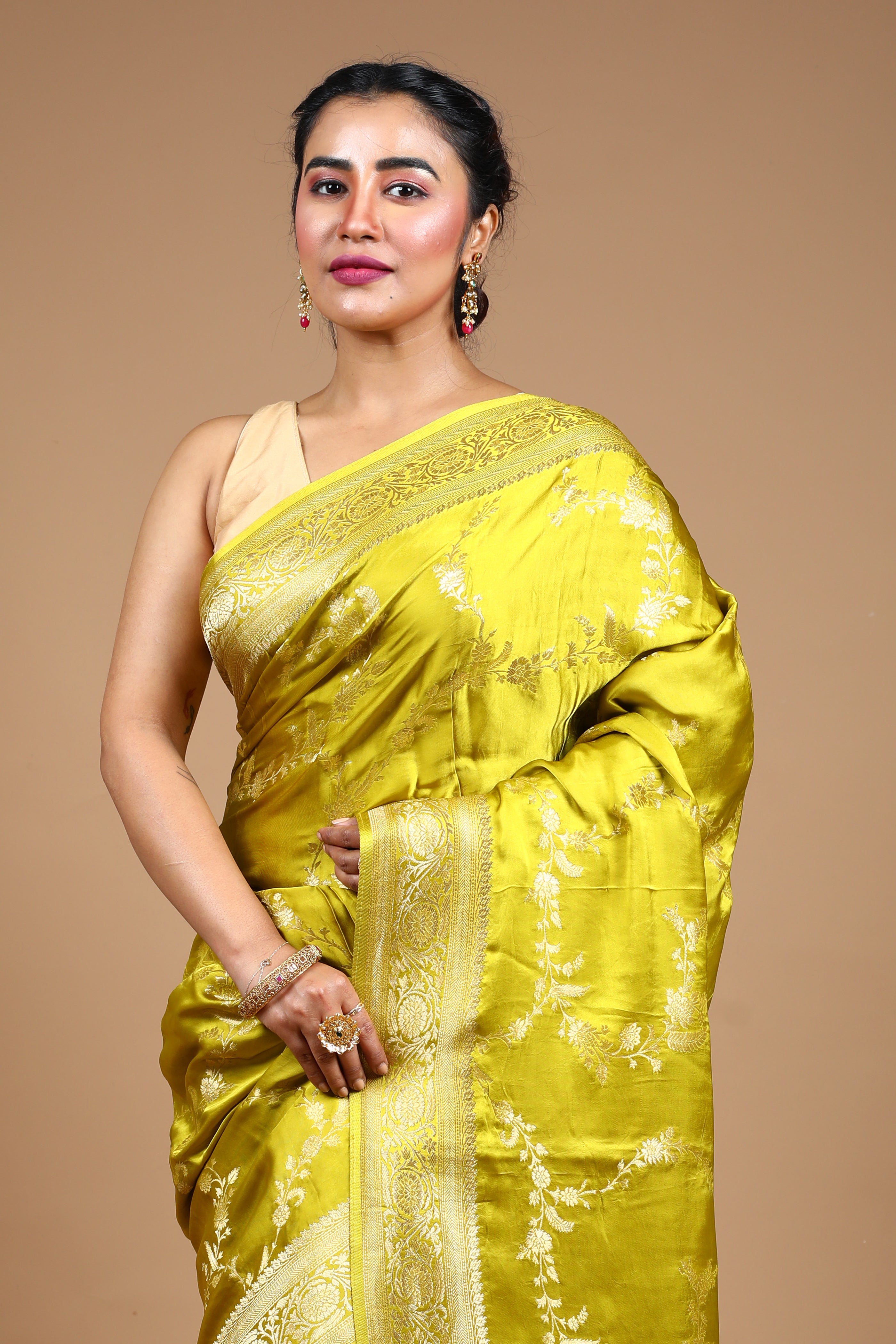 Pesta Green Blended Satin Silk Saree