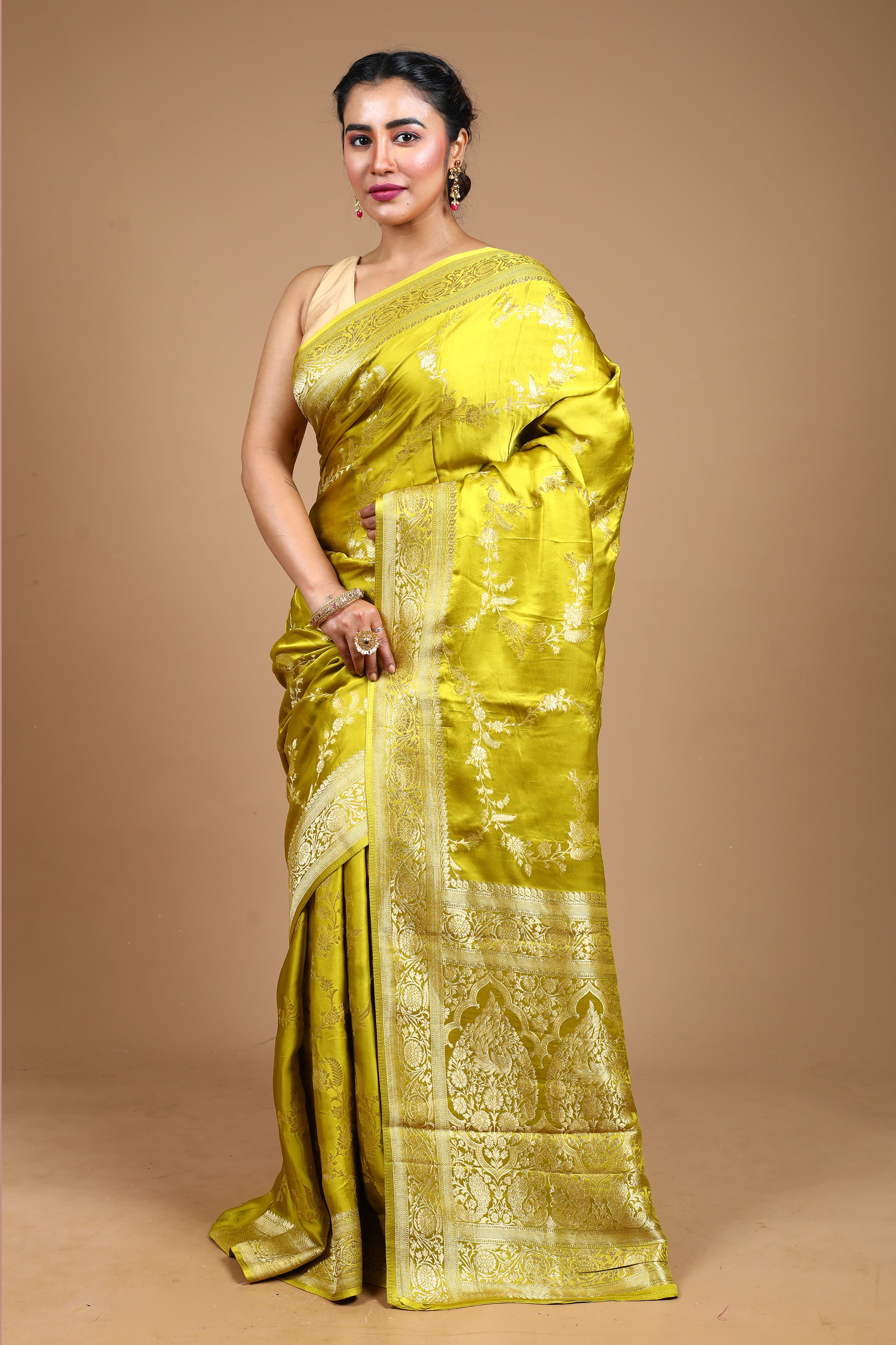 Pesta Green Blended Satin Silk Saree