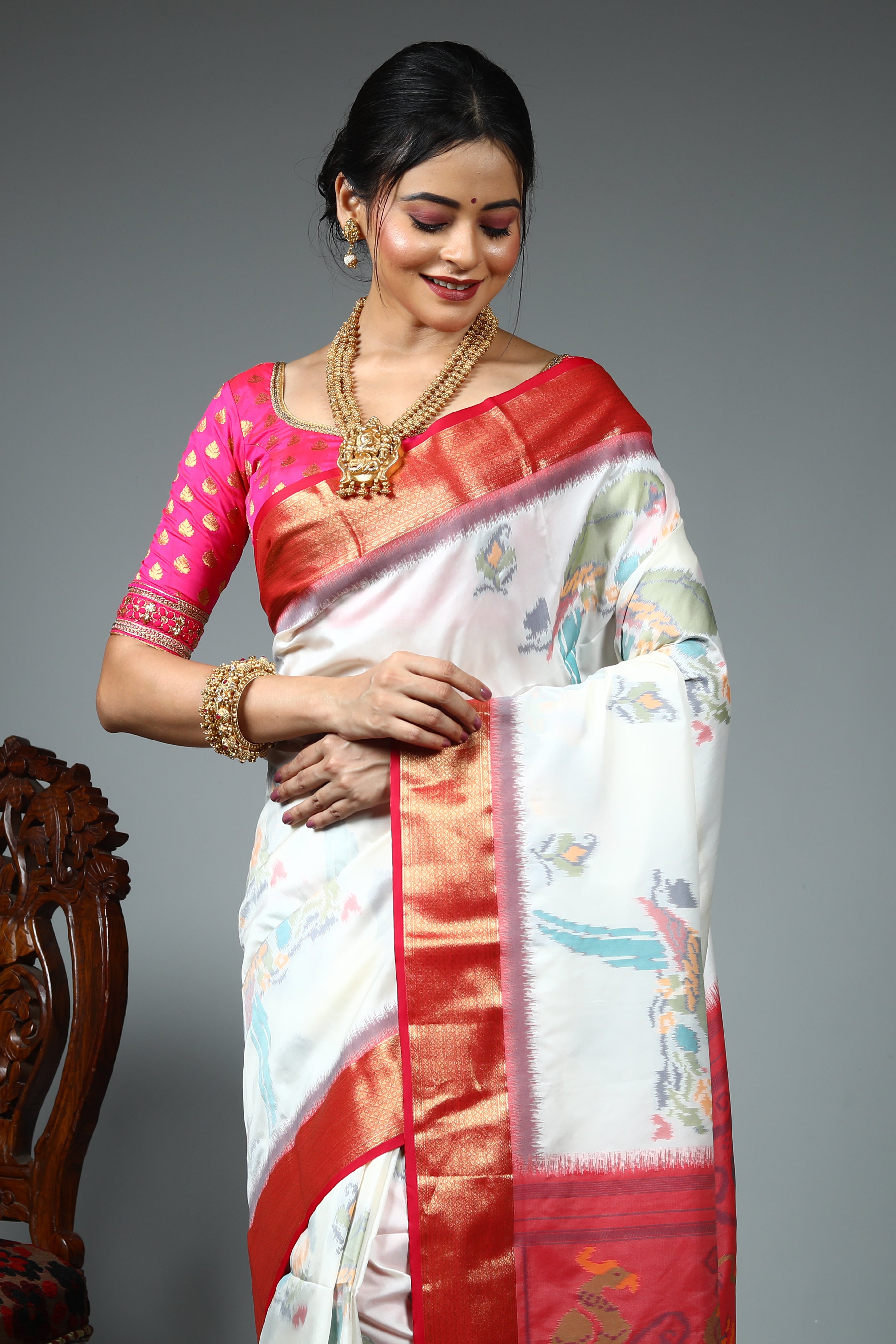 Off-white Blended Silk Saree