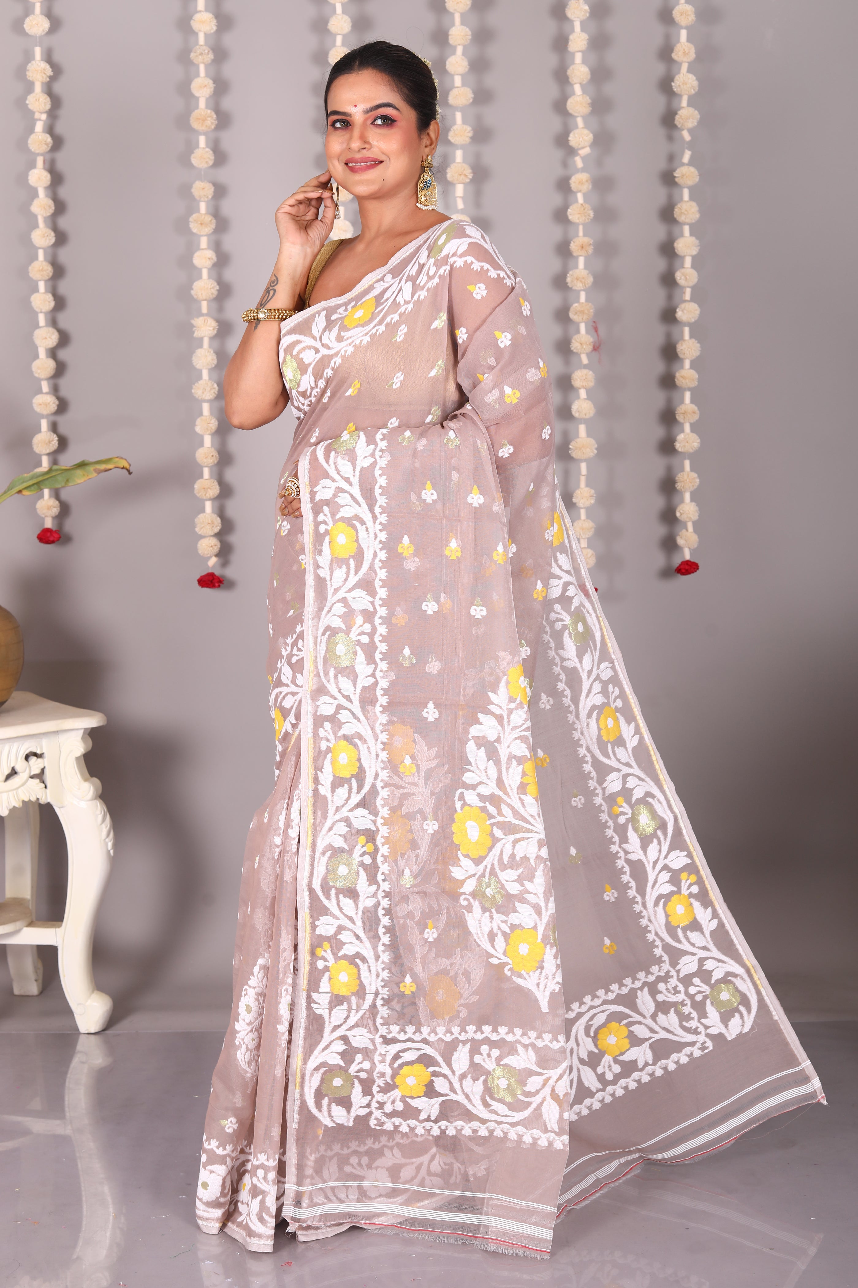 Beige Cotton Jamdani Saree - Keya Seth Exclusive