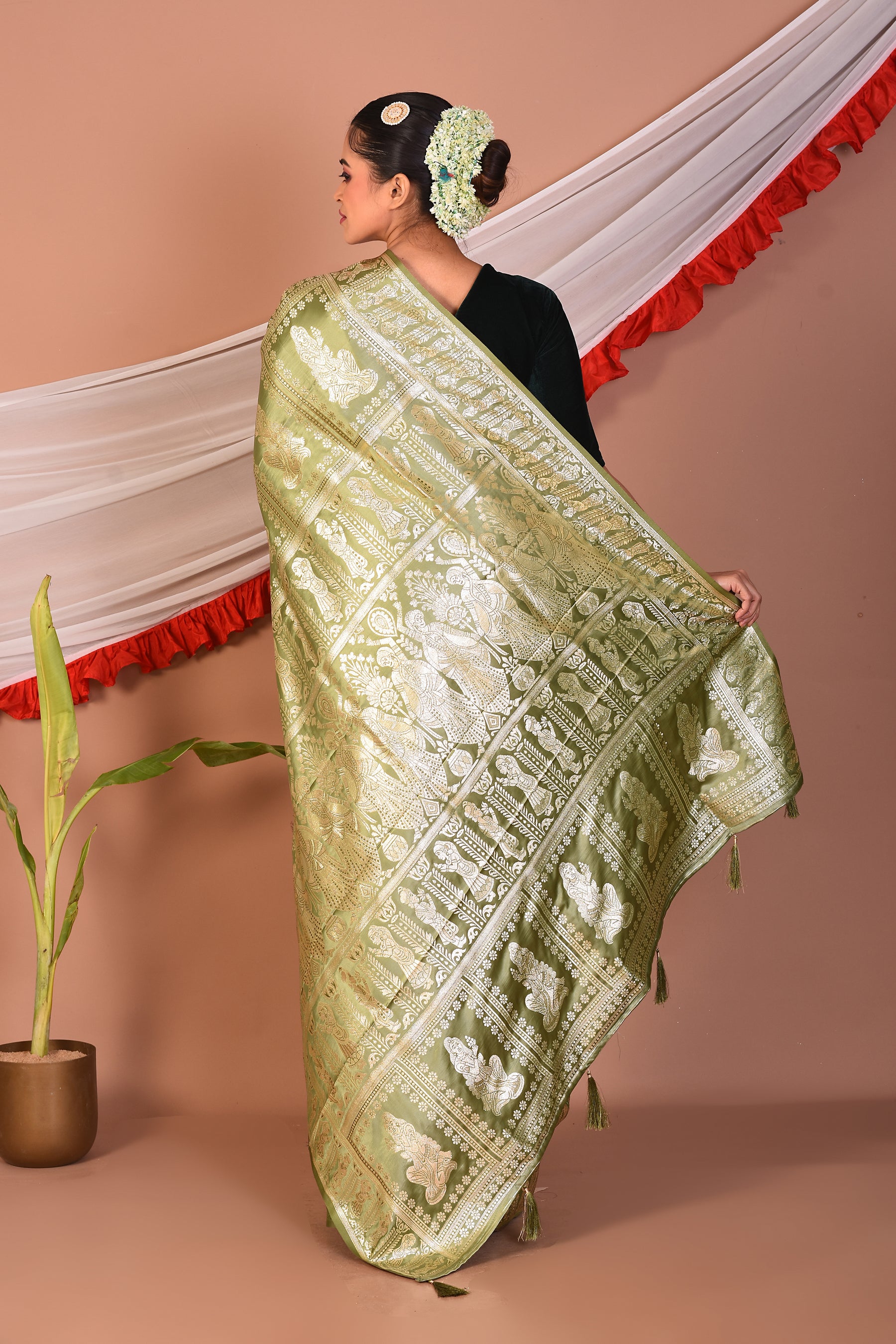 Green Blended Satin Silk Saree - Keya Seth Exclusive