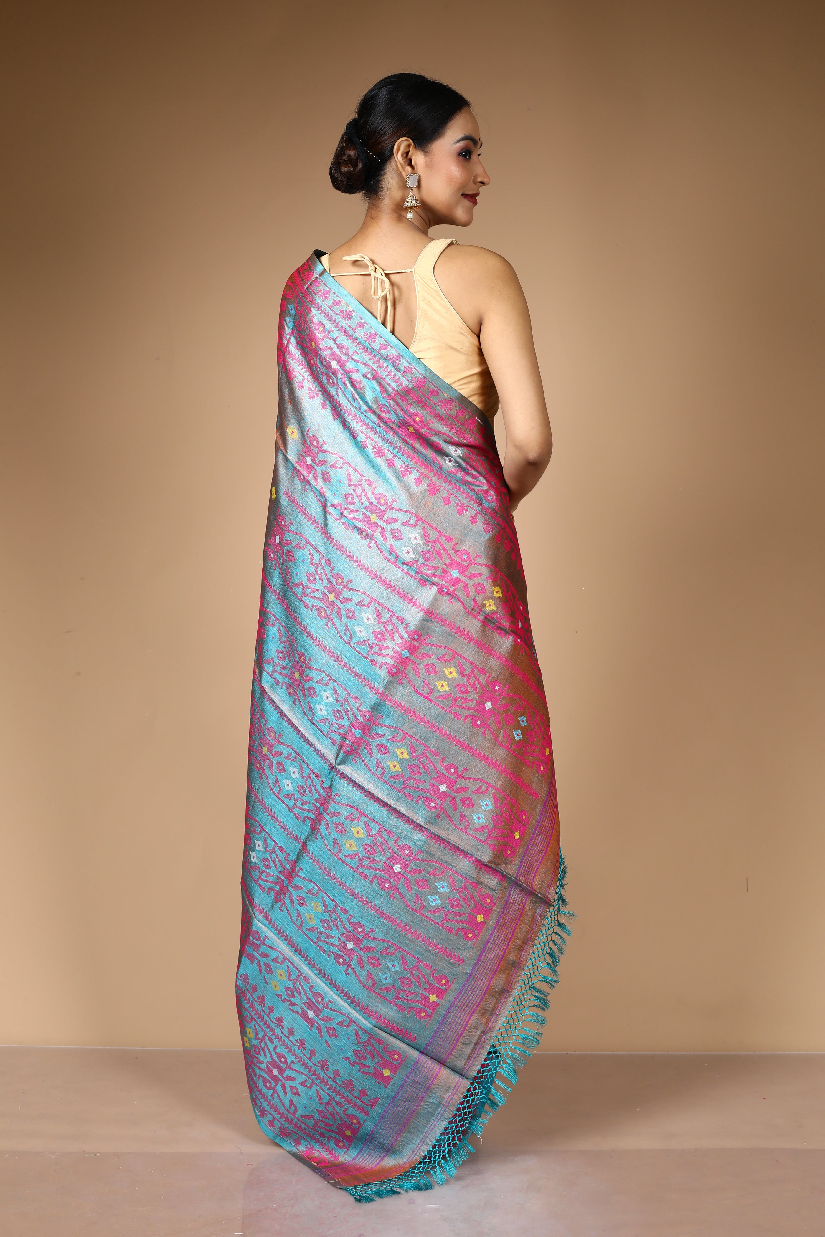 Dual Tone Grey Tussar Saree