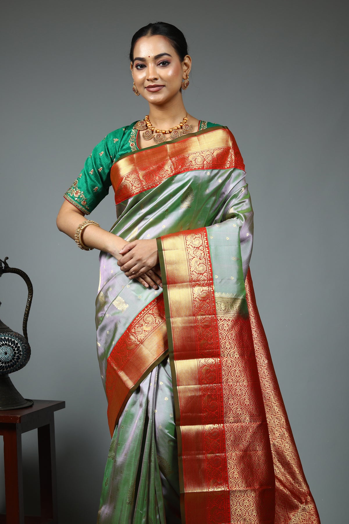 Grey Dual Tone Pure Kanjivaram Saree