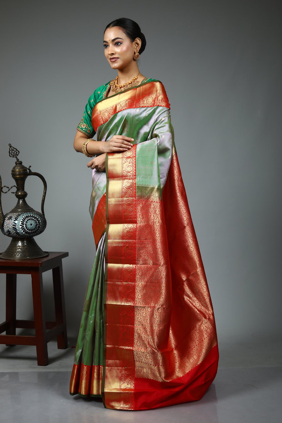 Grey Dual Tone Pure Kanjivaram Saree