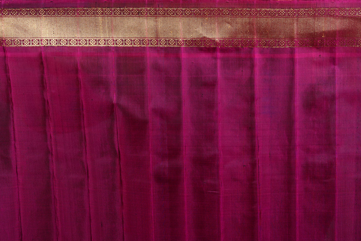 Deep Green Pure Gadwal Saree