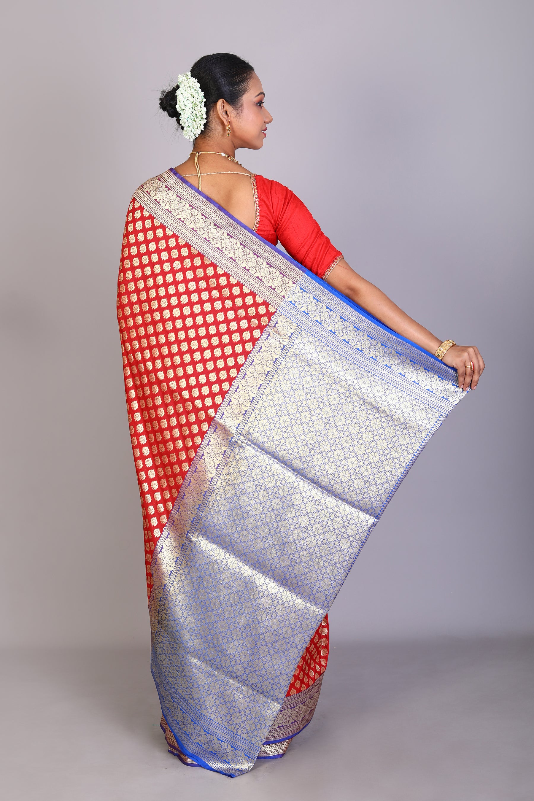 Red Blended Uppada Silk Saree - Keya Seth Exclusive
