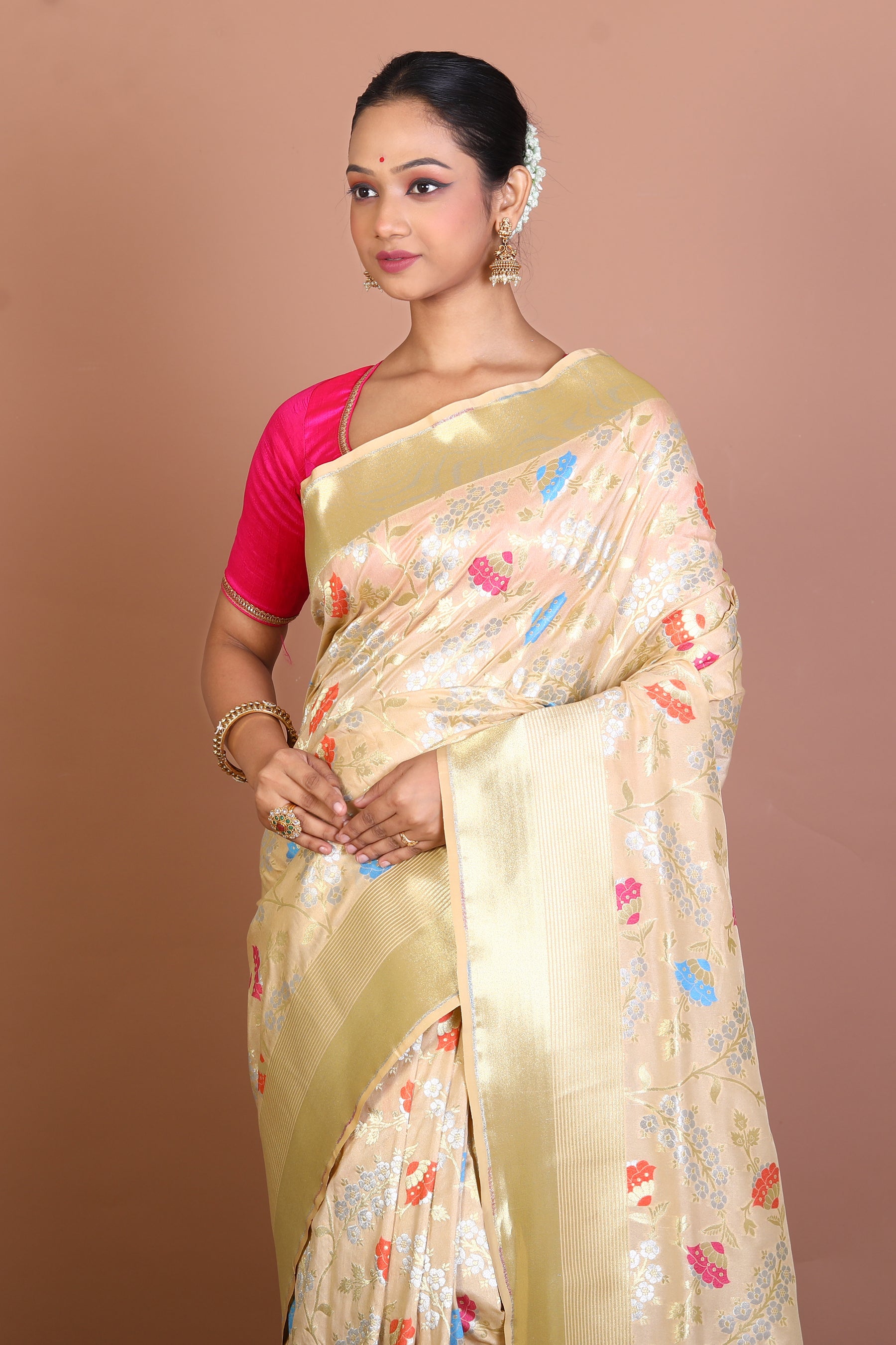 Offwhite Blended Uppada Silk - Keya Seth Exclusive