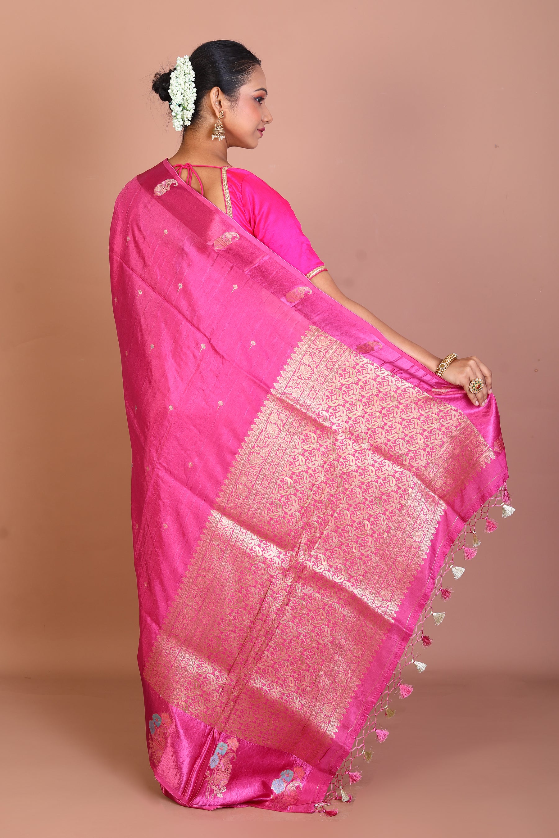 Magenta Blended Silk Saree - Keya Seth Exclusive