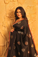 Load image into Gallery viewer, Bright Black Pure Paithani Saree - Keya Seth Exclusive