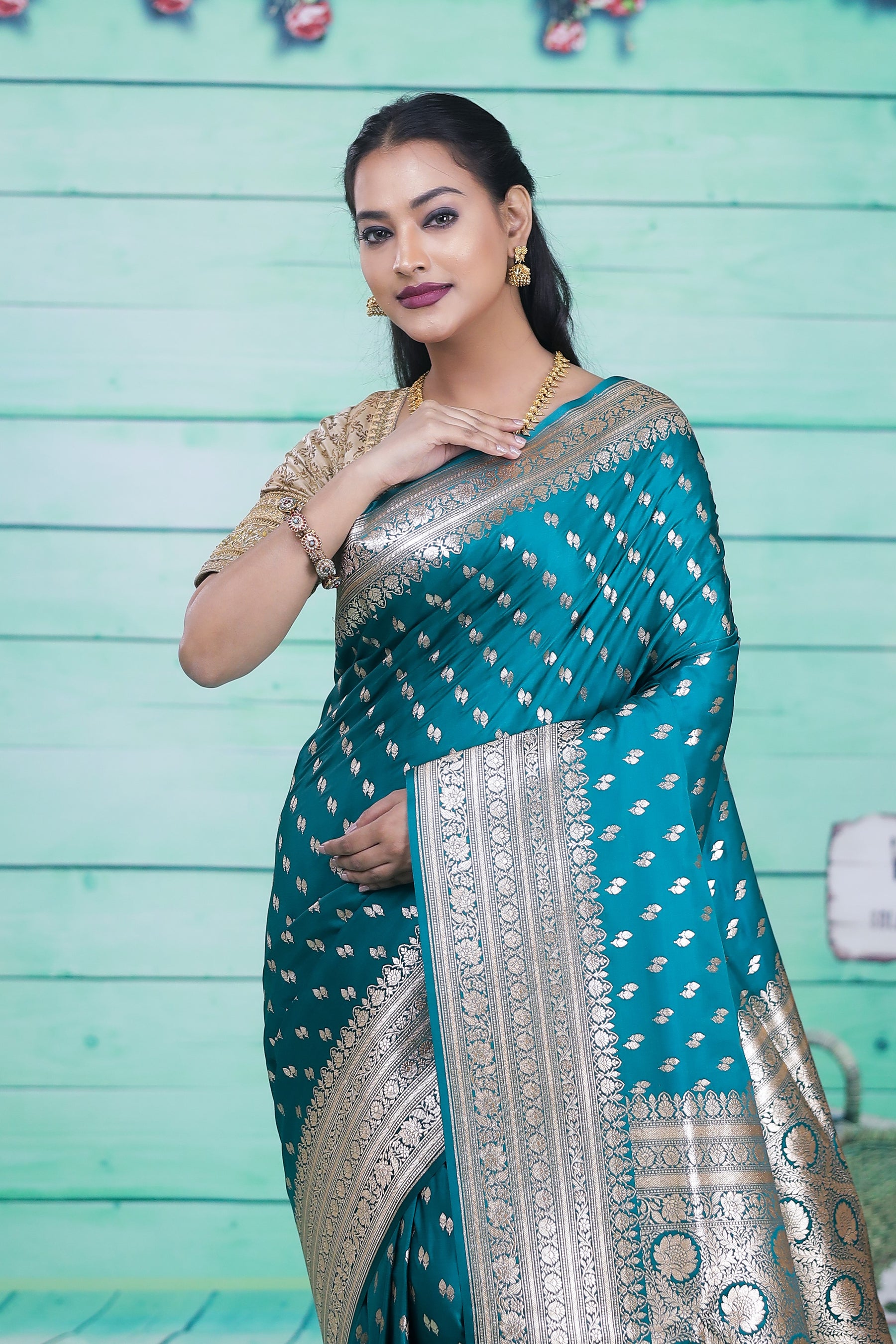 Rama Green Banarasi Saree - Keya Seth Exclusive