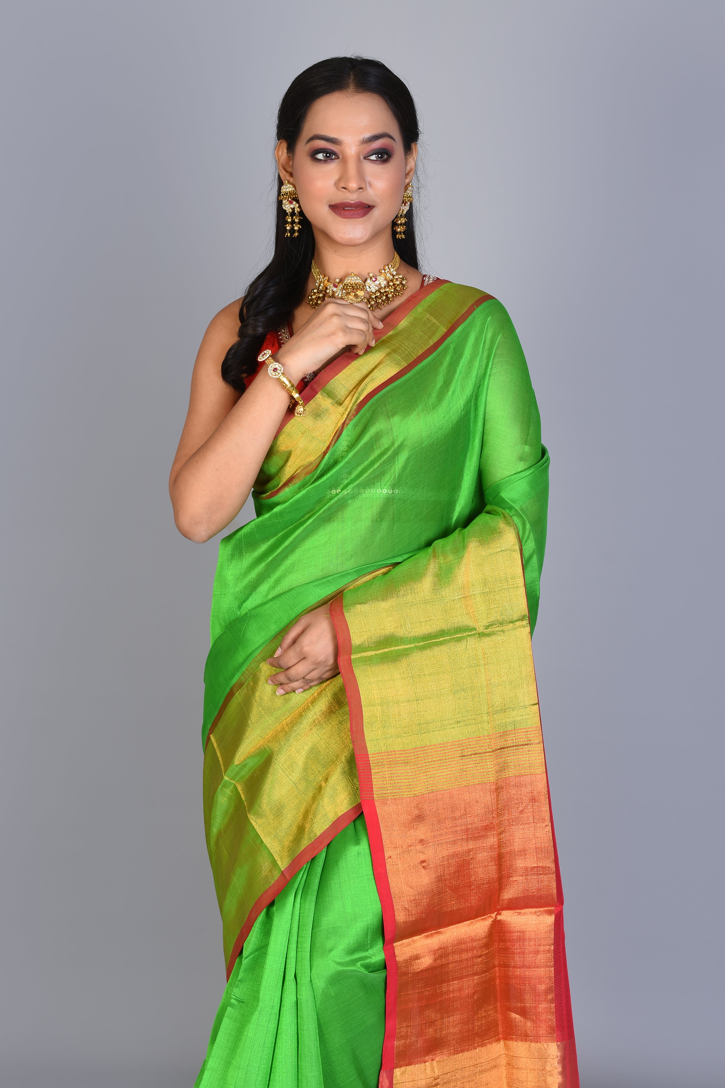 Green Blended Silk Saree with Blouse Piece - Keya Seth Exclusive