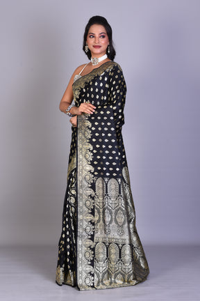 Black Patli Pallu Banarasi Saree with Blouse Piece - Keya Seth Exclusive