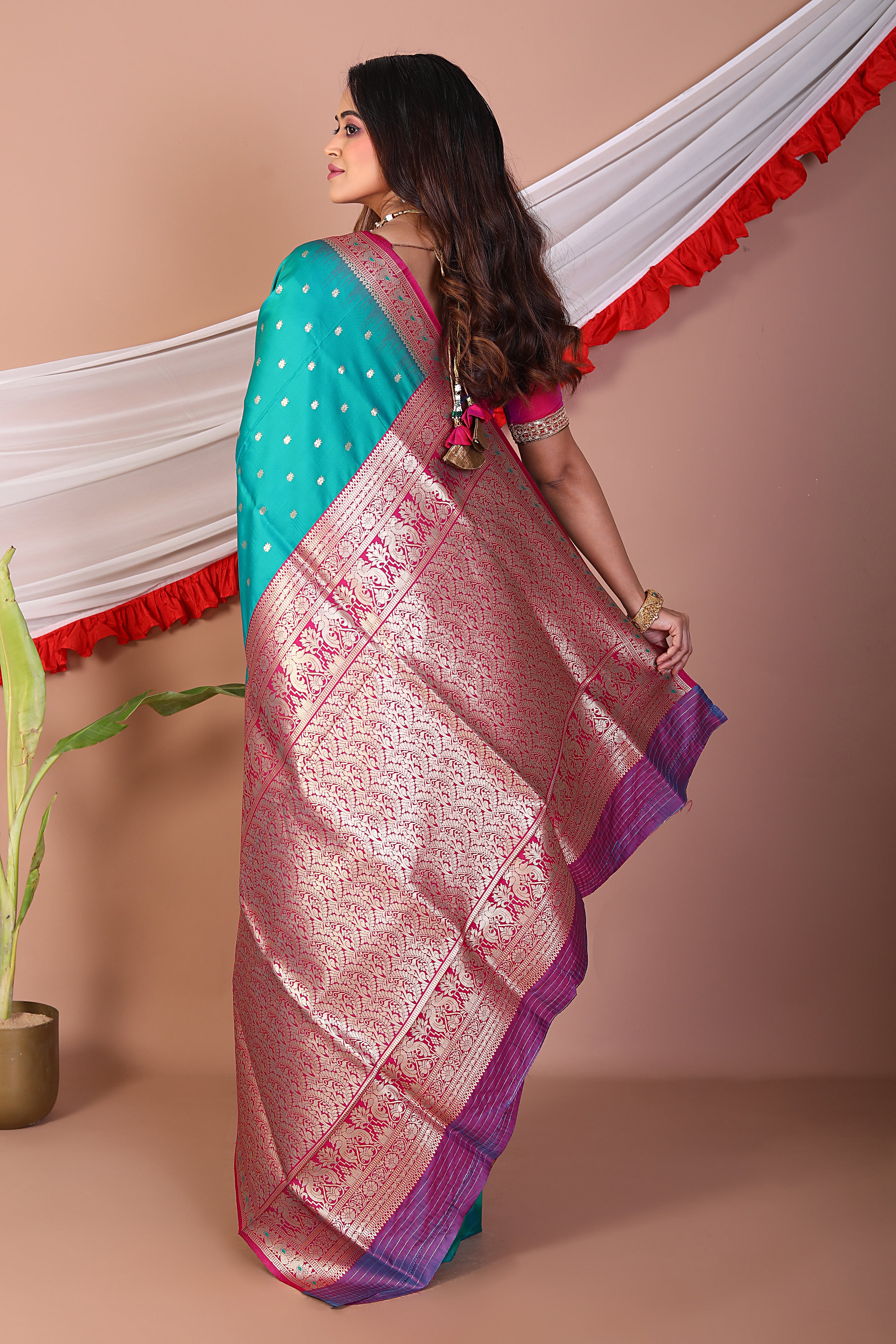 Sea Green Blended Mashru Silk Saree - Keya Seth Exclusive