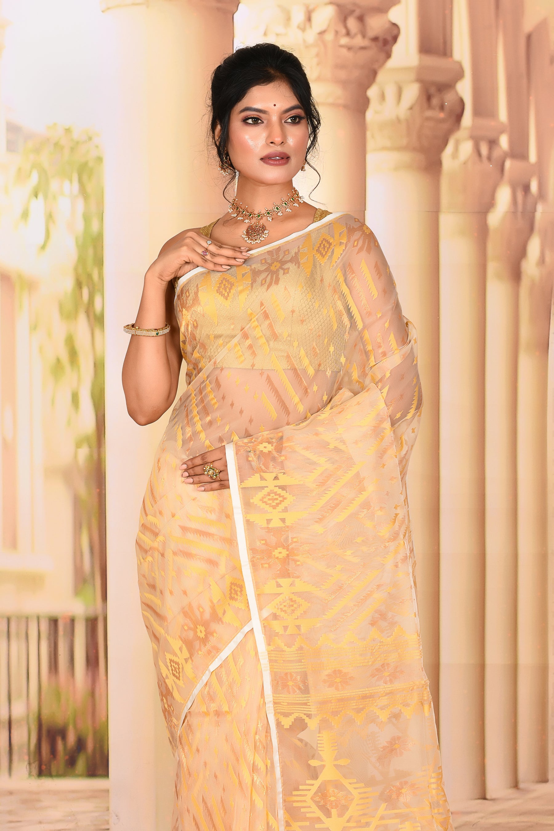 Elegant Offwhite Muslin Saree - Keya Seth Exclusive