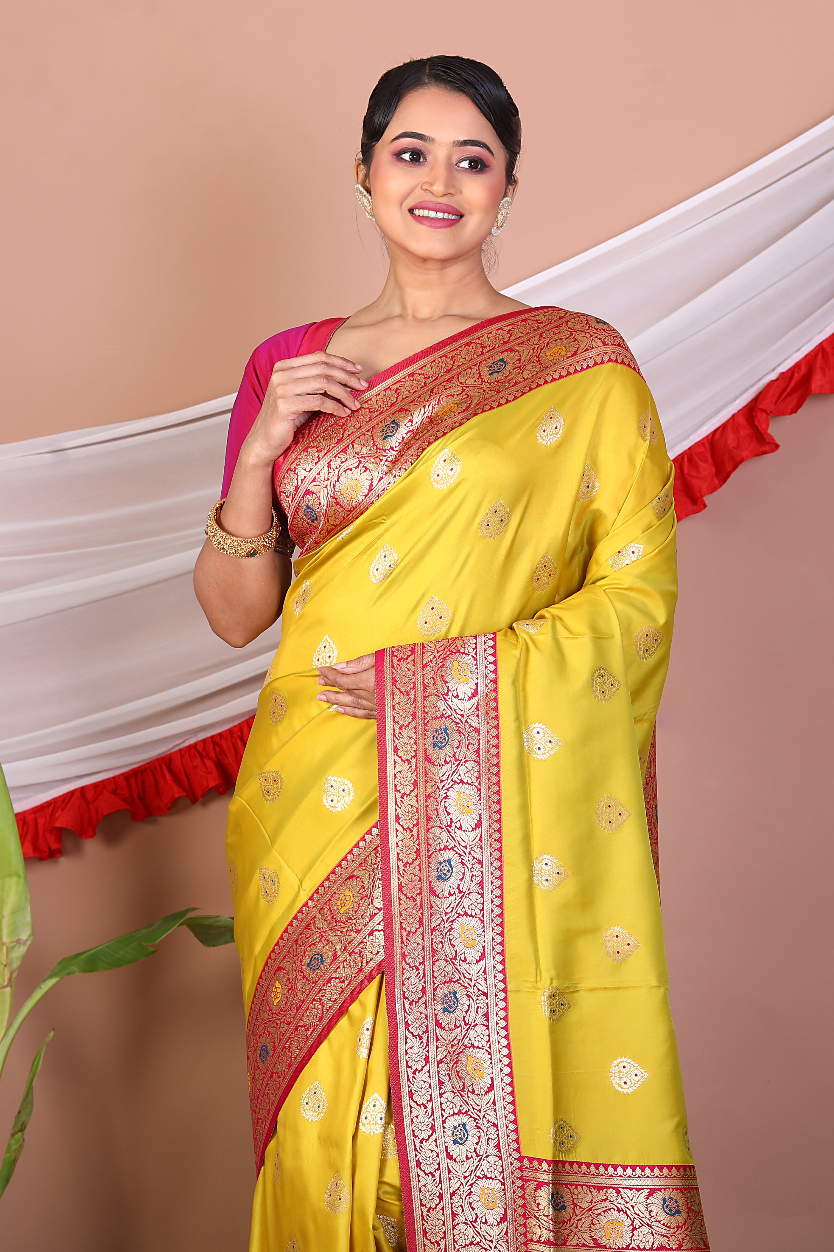 Lemon Blended Mashru Silk Saree - Keya Seth Exclusive