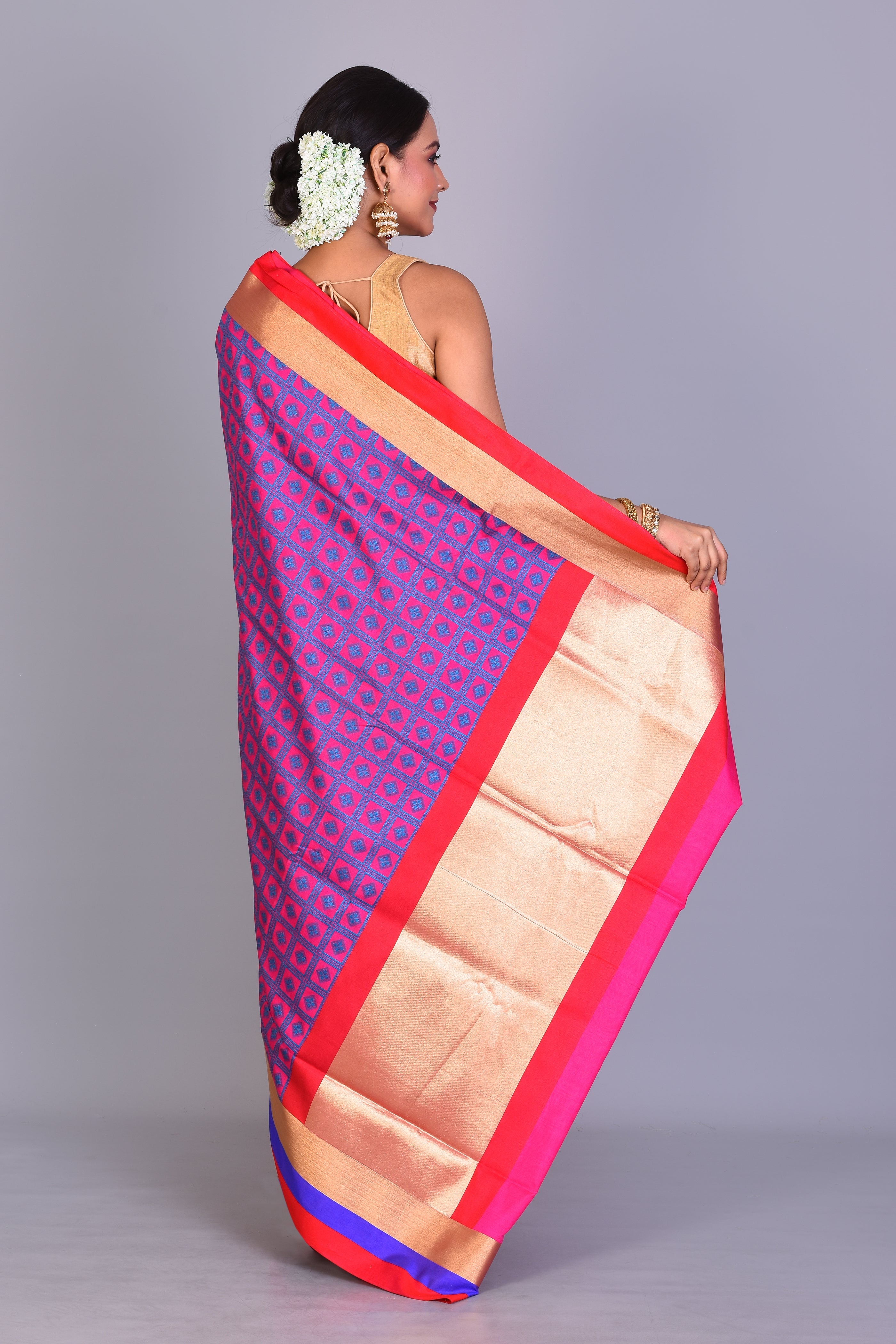 Pink Checkered Blended Silk Saree with Blouse Piece - Keya Seth Exclusive