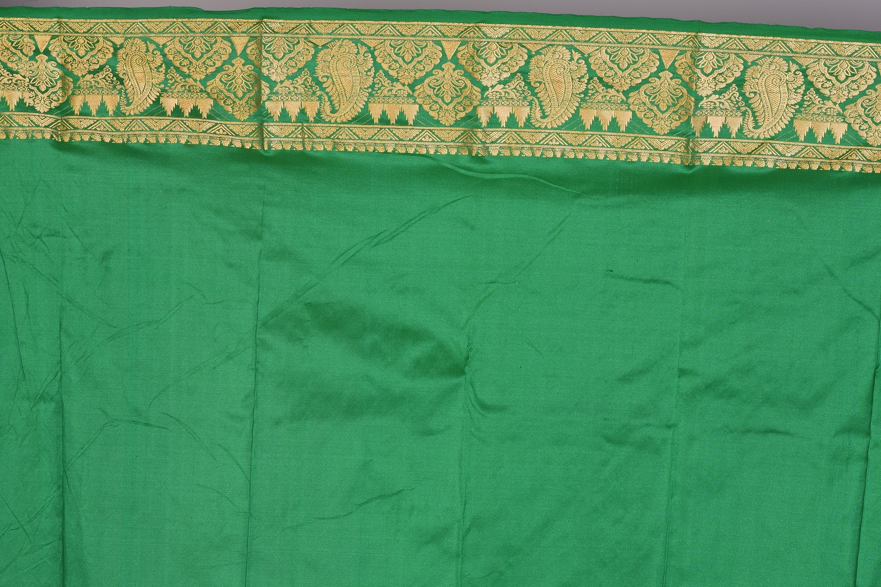 Olive Green Pure Kanjivaram Saree with Blouse Piece - Keya Seth Exclusive