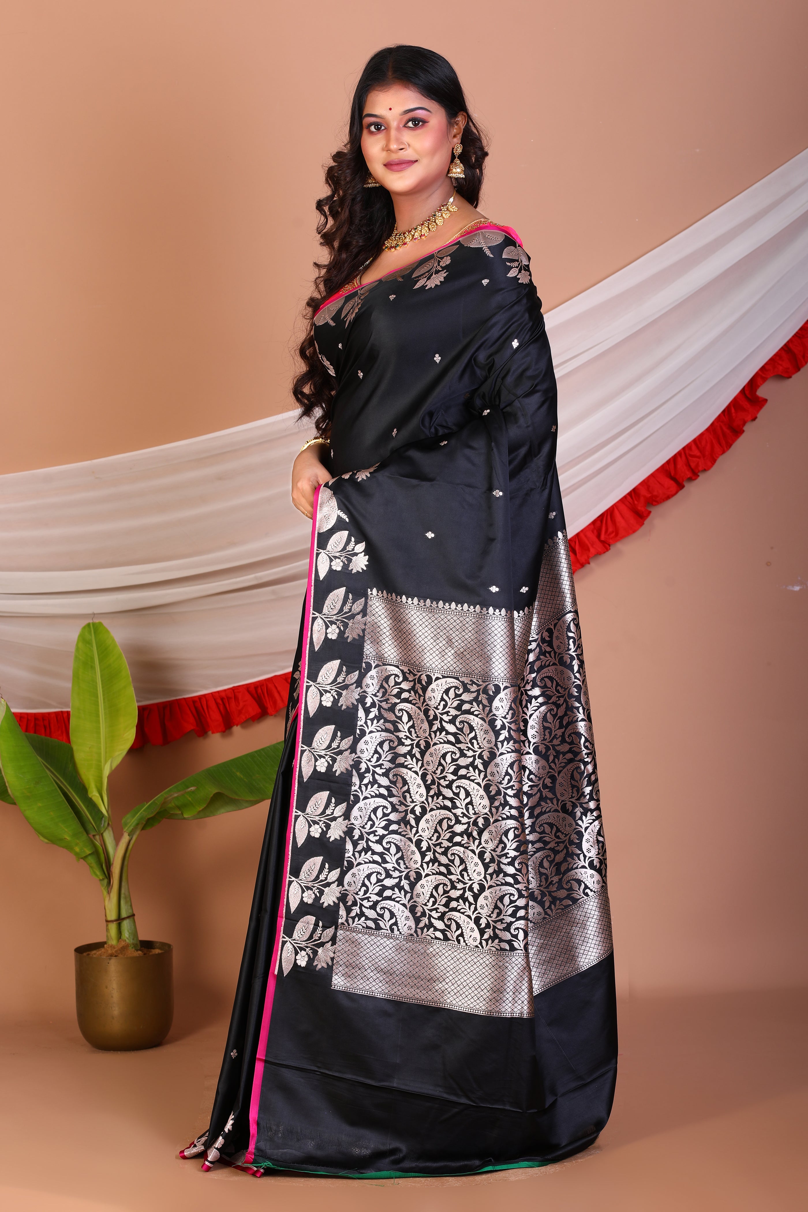 Black Blended Mashru Silk Saree - Keya Seth Exclusive