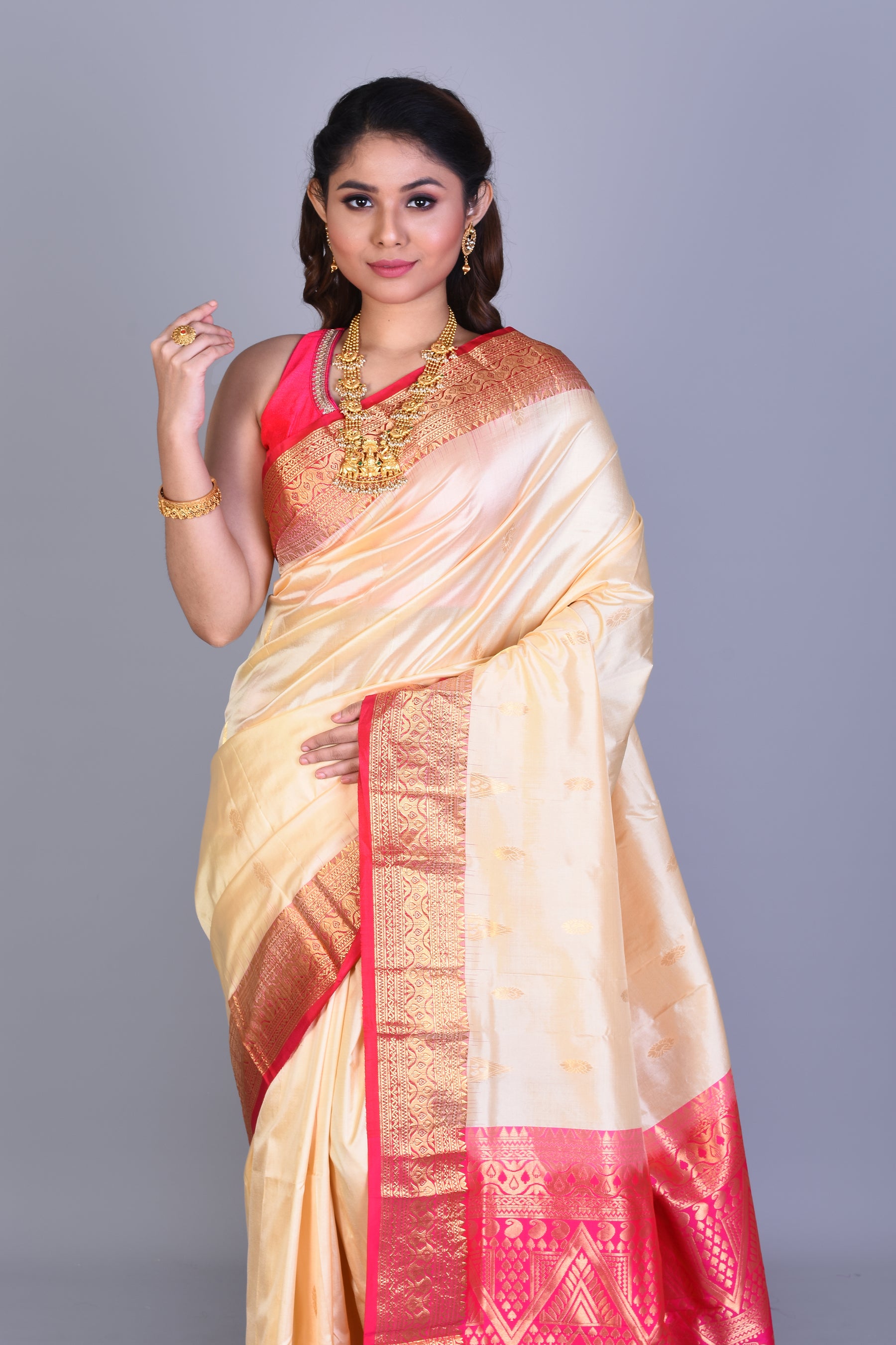 Cream Blended Kanjivaram Saree with Blouse Piece - Keya Seth Exclusive