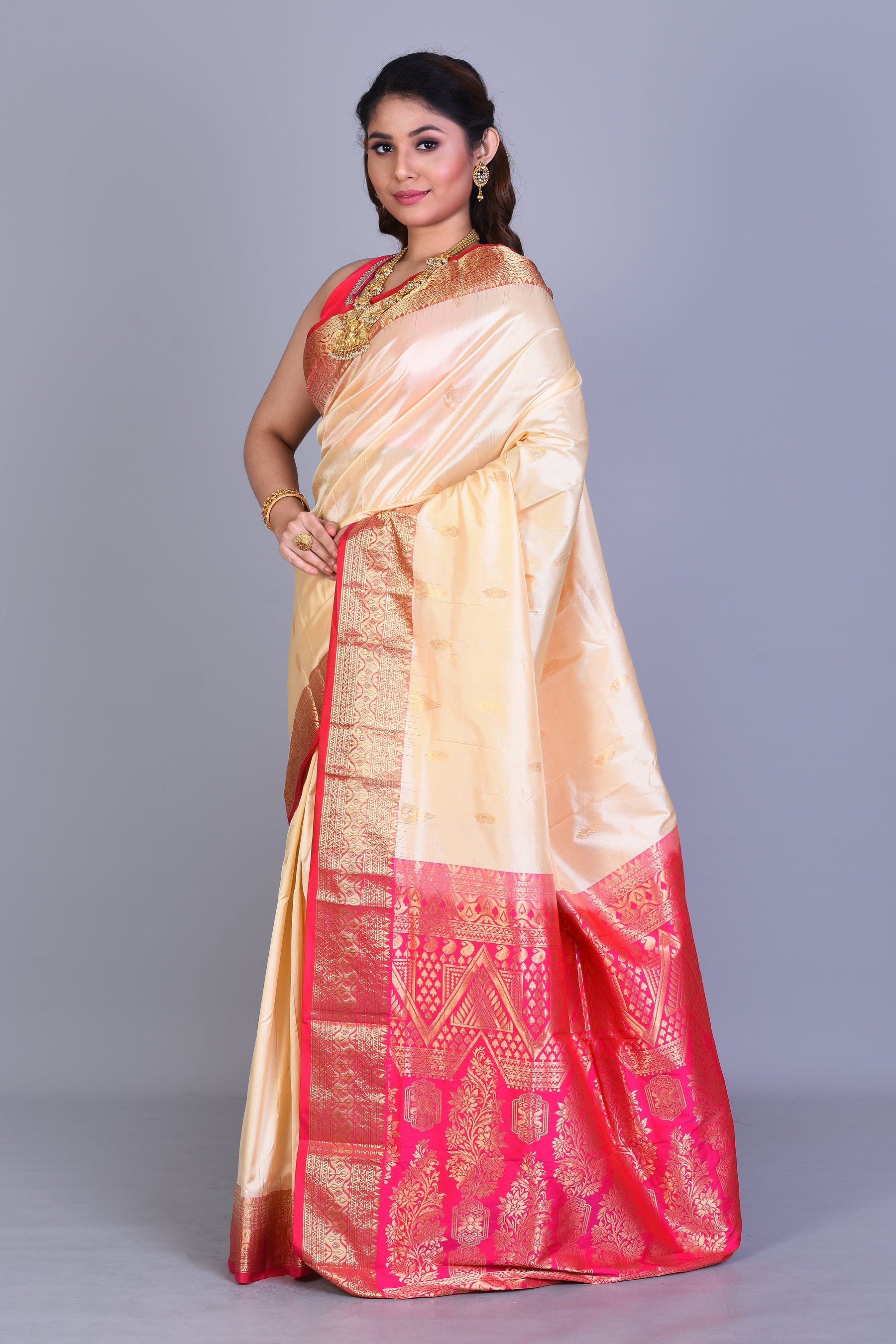 Cream Blended Kanjivaram Saree with Blouse Piece - Keya Seth Exclusive