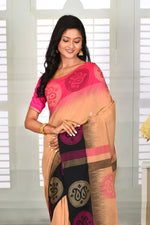 Load image into Gallery viewer, OFF-WHITE  COTTON HANDLOOM SAREE WITH GANGA-JAMUNA PAISLEY BORDER - Keya Seth Exclusive
