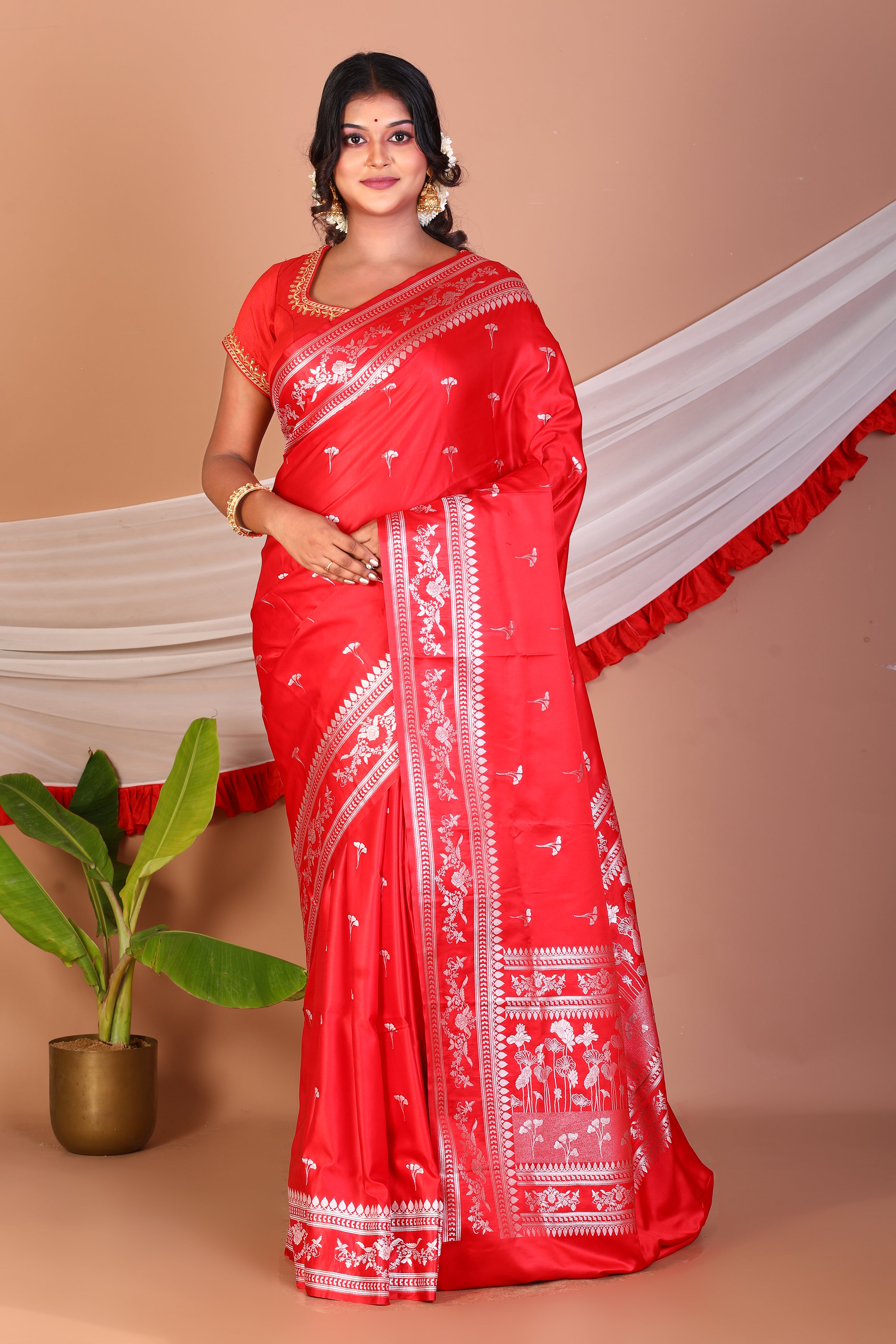 Red Blended Mashru Silk Saree - Keya Seth Exclusive