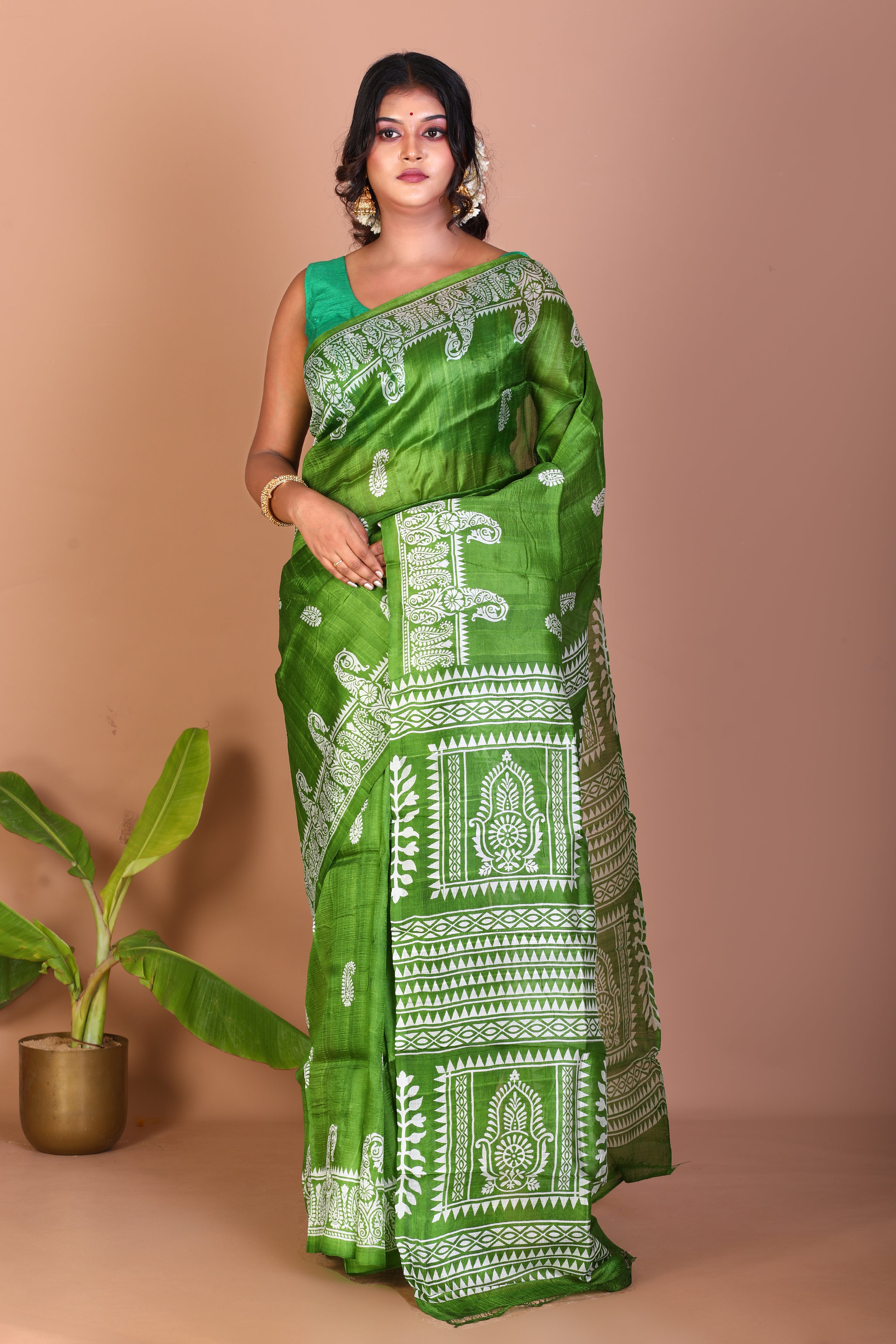 Green Blended Printed Silk Saree - Keya Seth Exclusive