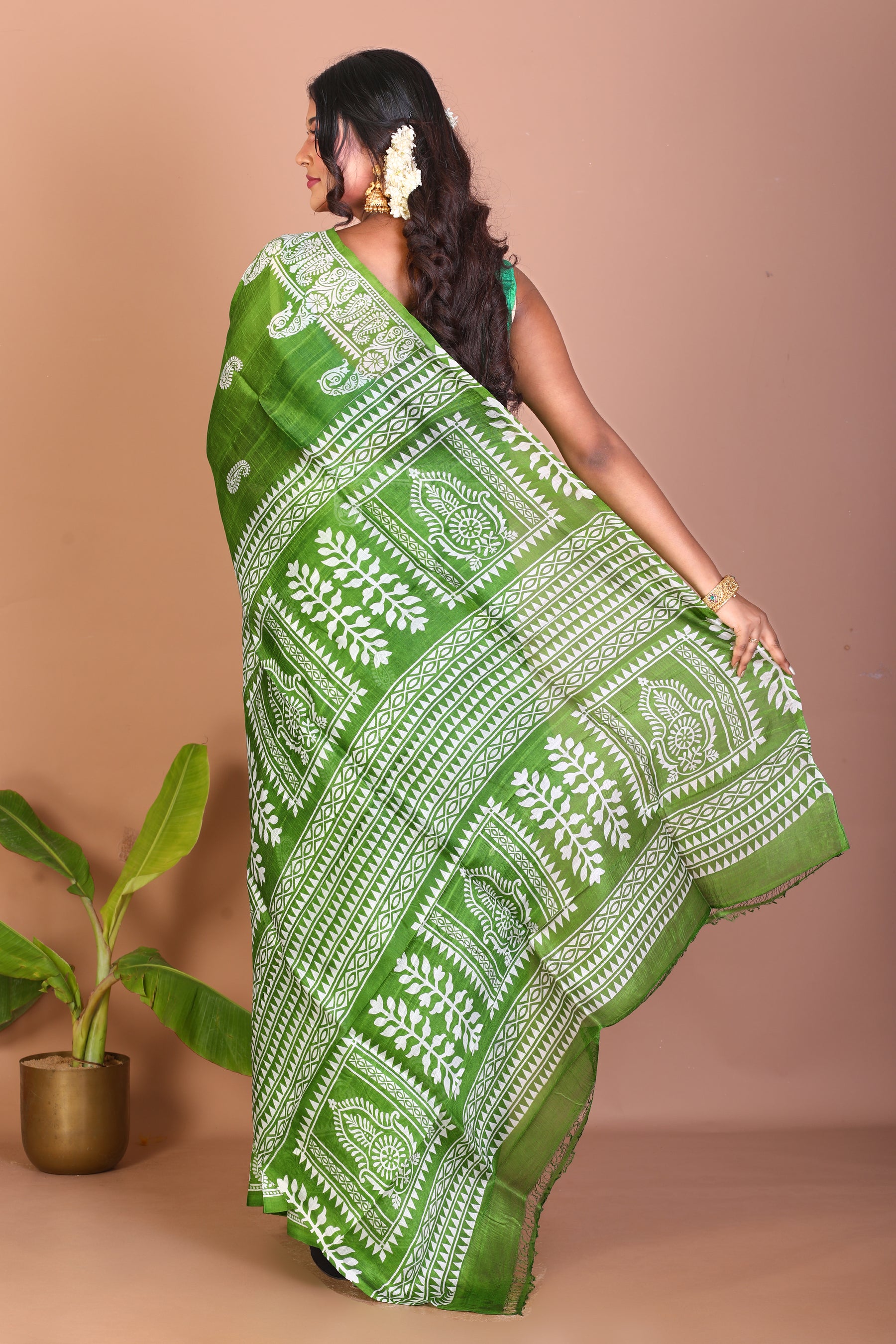Green Blended Printed Silk Saree - Keya Seth Exclusive