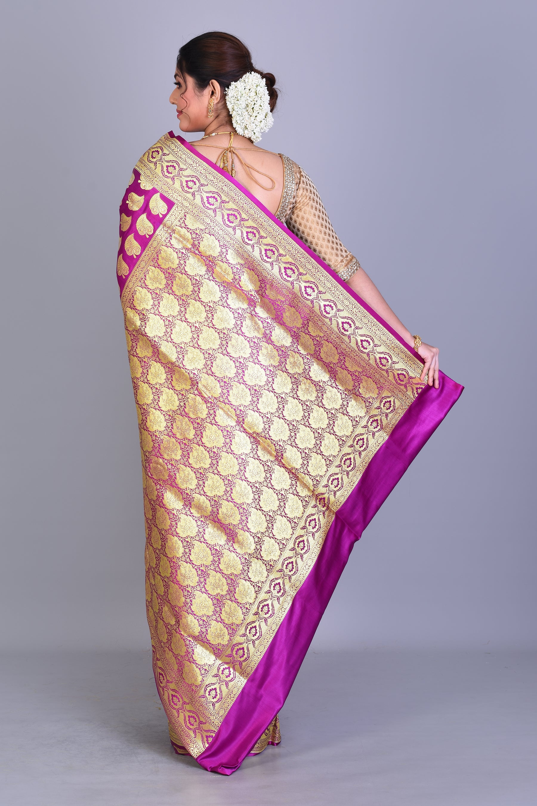 Magenta Patli Pallu Banarasi Saree with Blouse Piece - Keya Seth Exclusive