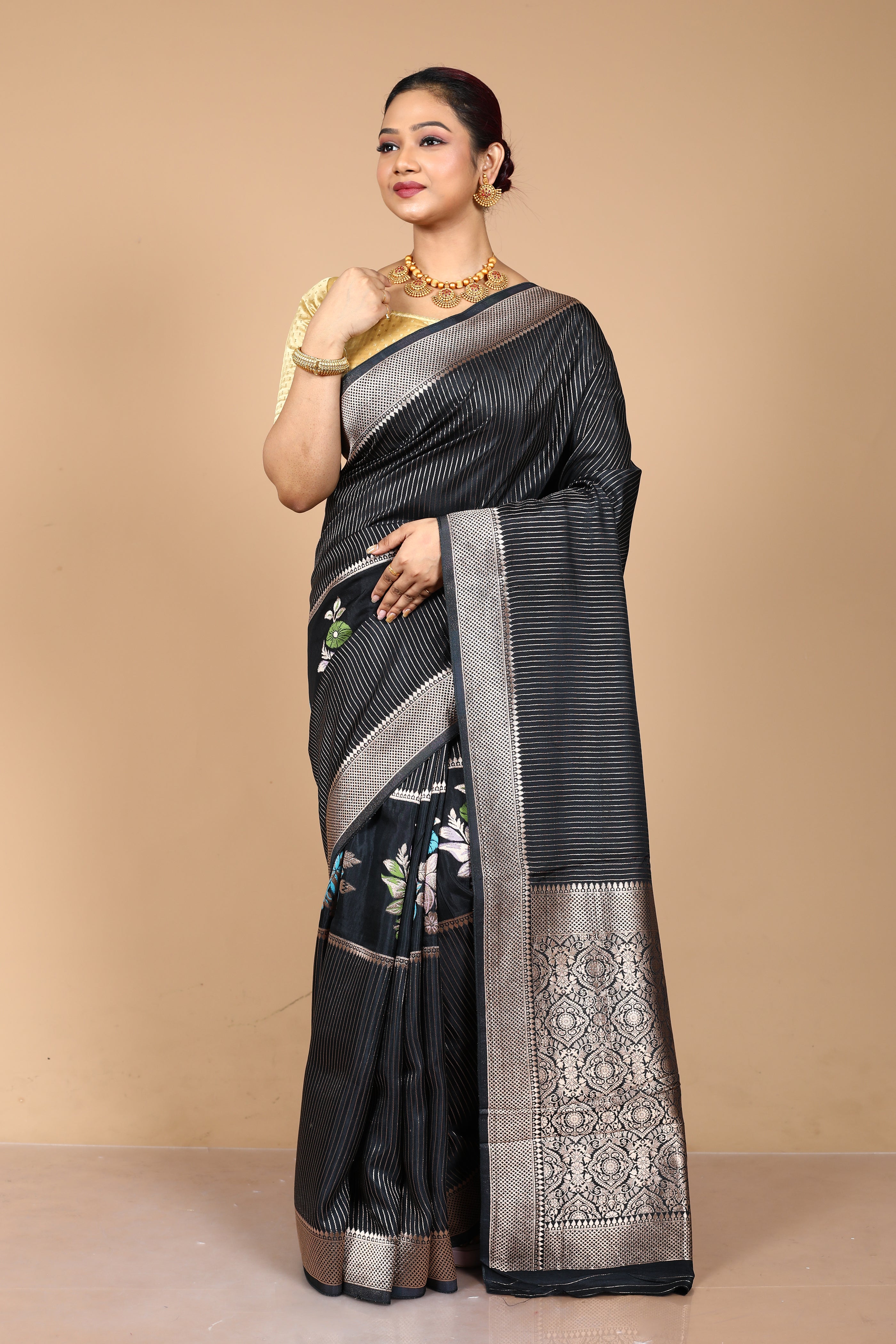 Black Blended Blended Silk Saree