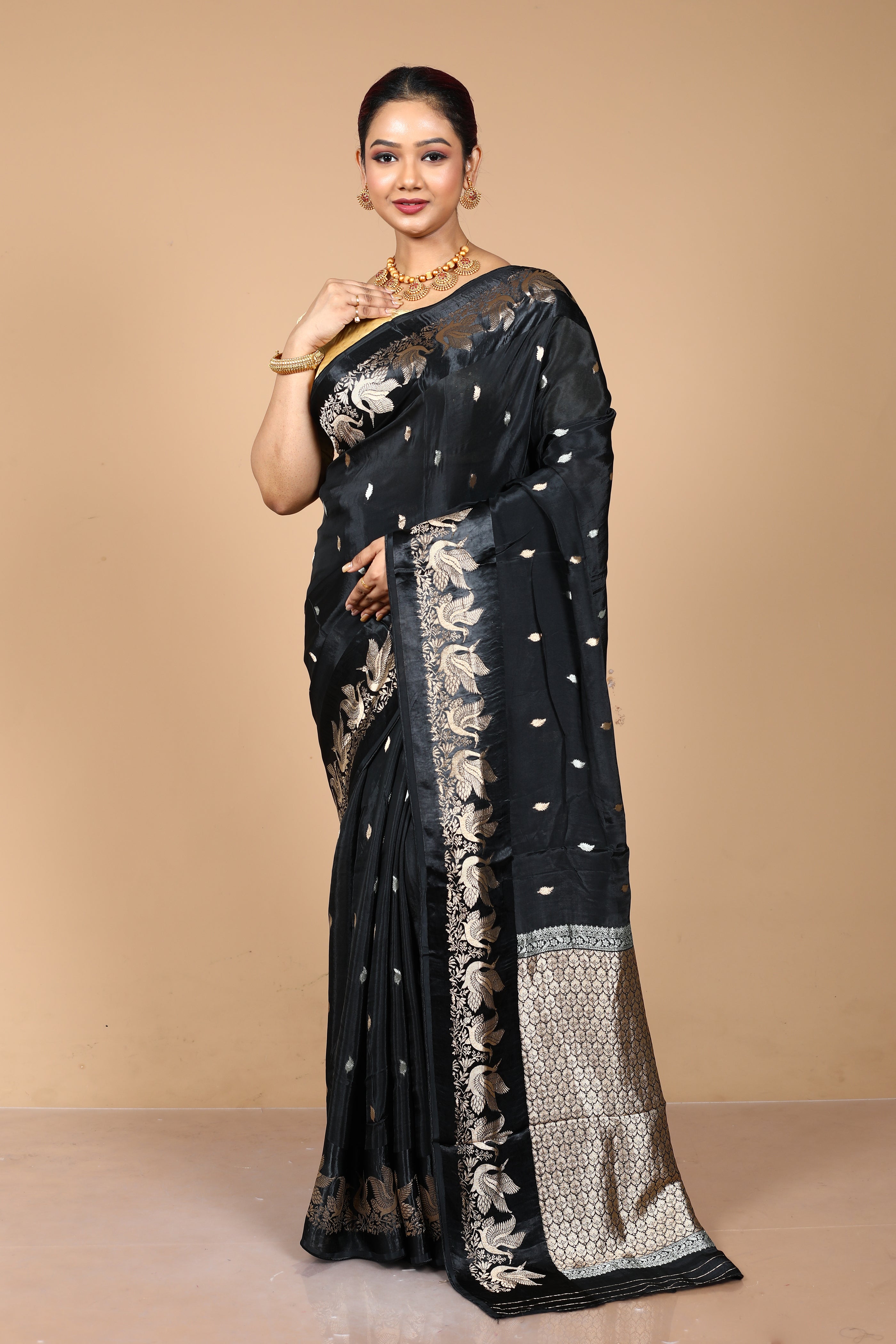 Black Blended Blended Silk Saree