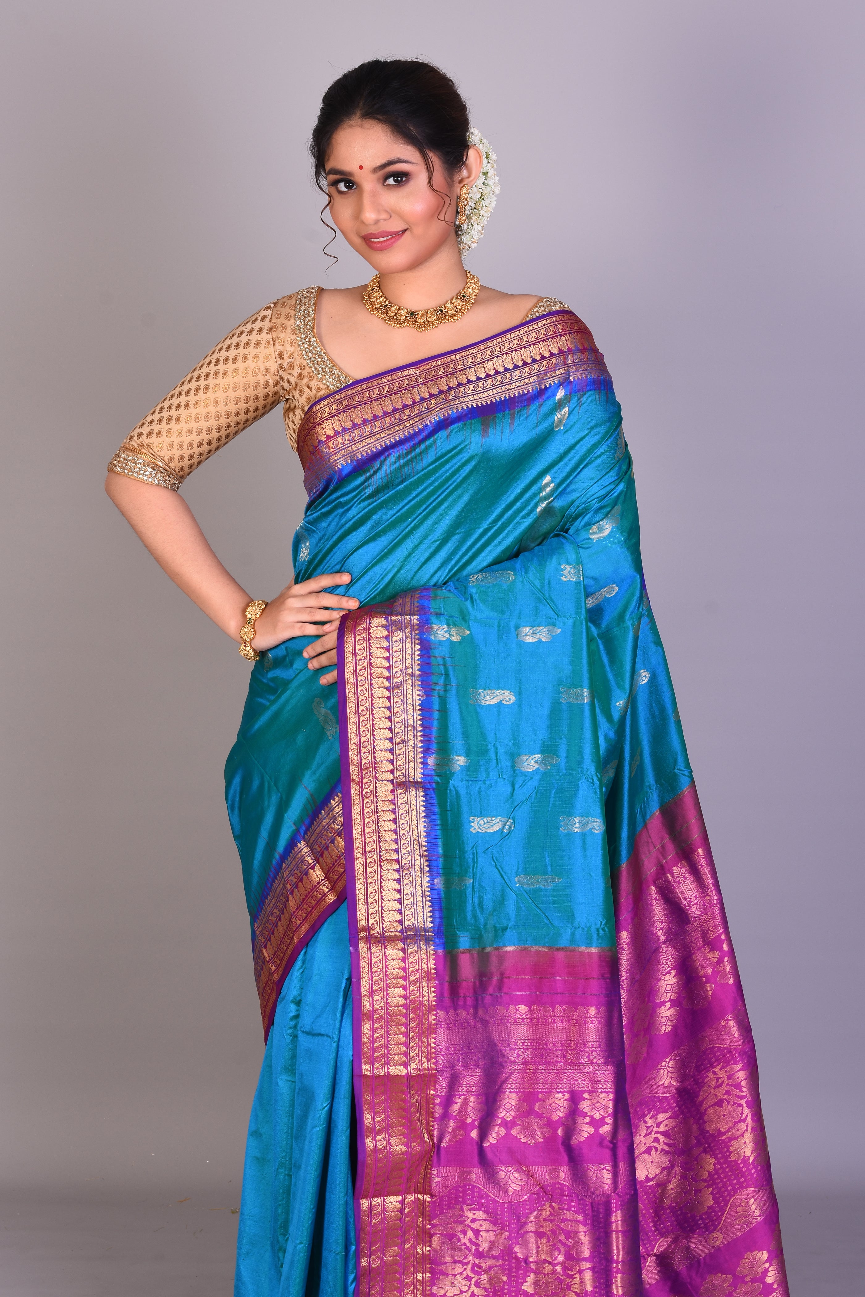 Blue Dual Tone Blended Kanjivaram Saree with Blouse Piece - Keya Seth Exclusive