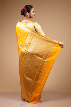 Yellow Blended Blended Silk Saree