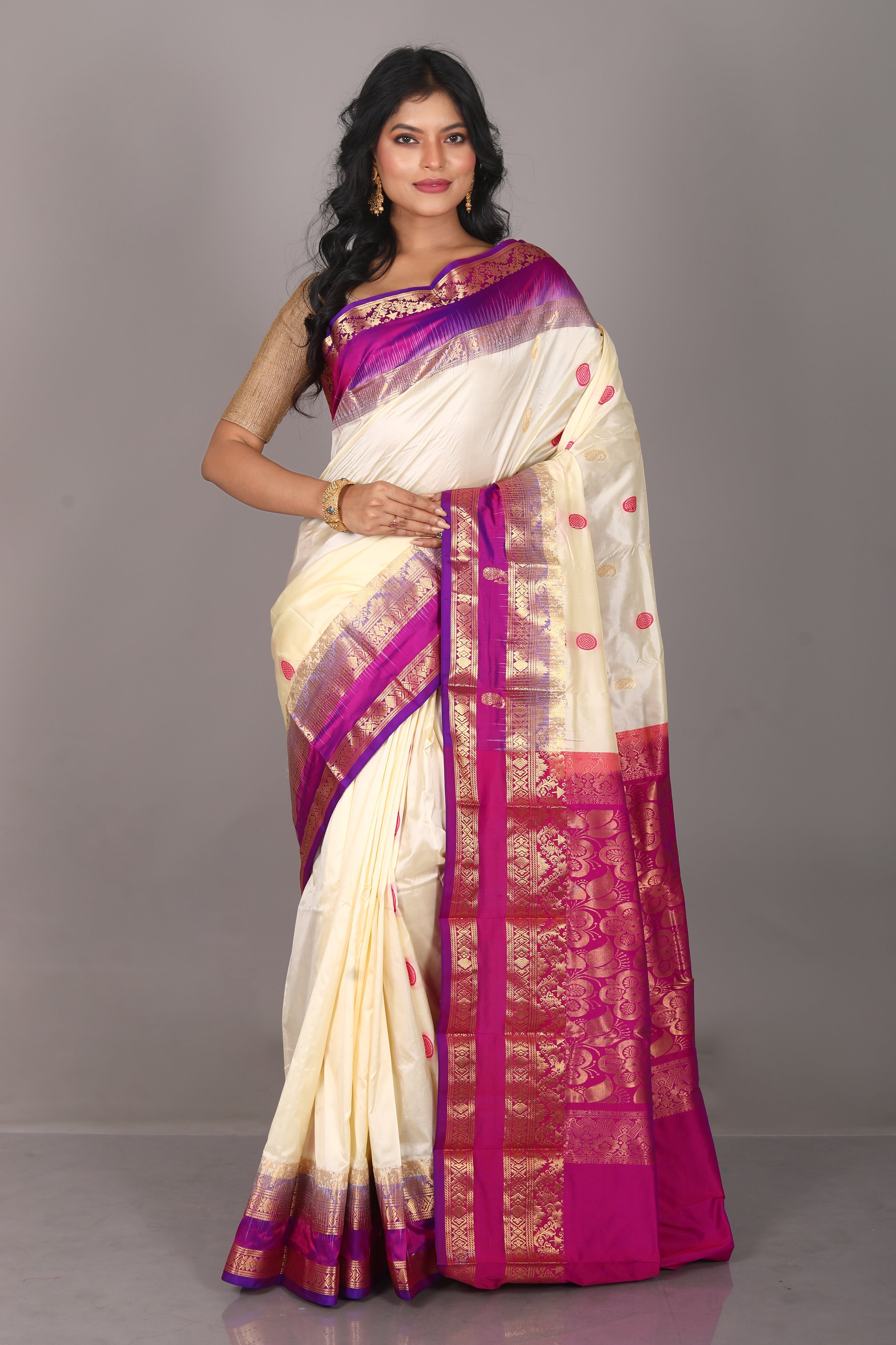 Offwhite Pure Kanjivaram Silk Saree - Keya Seth Exclusive