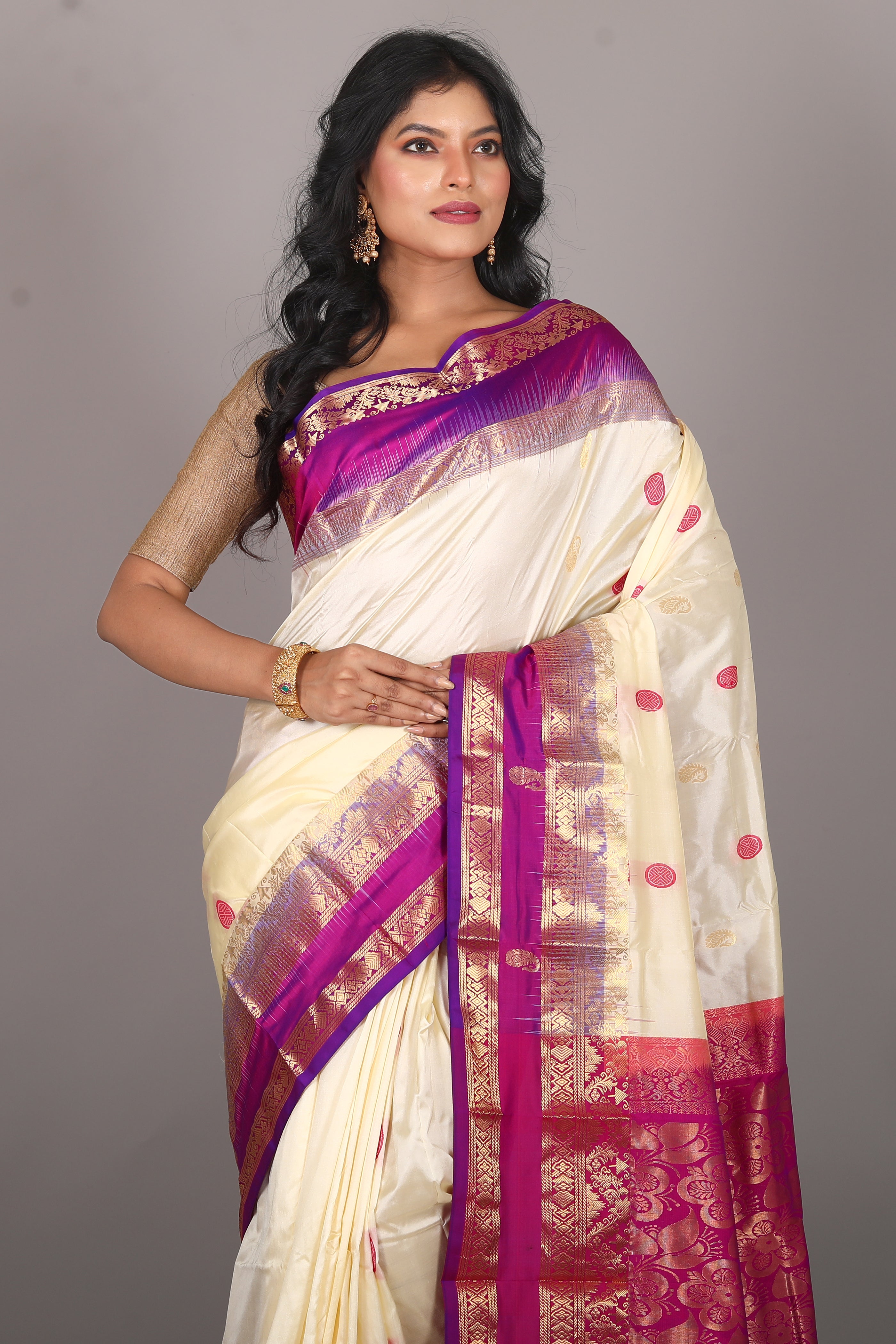 Offwhite Pure Kanjivaram Silk Saree - Keya Seth Exclusive