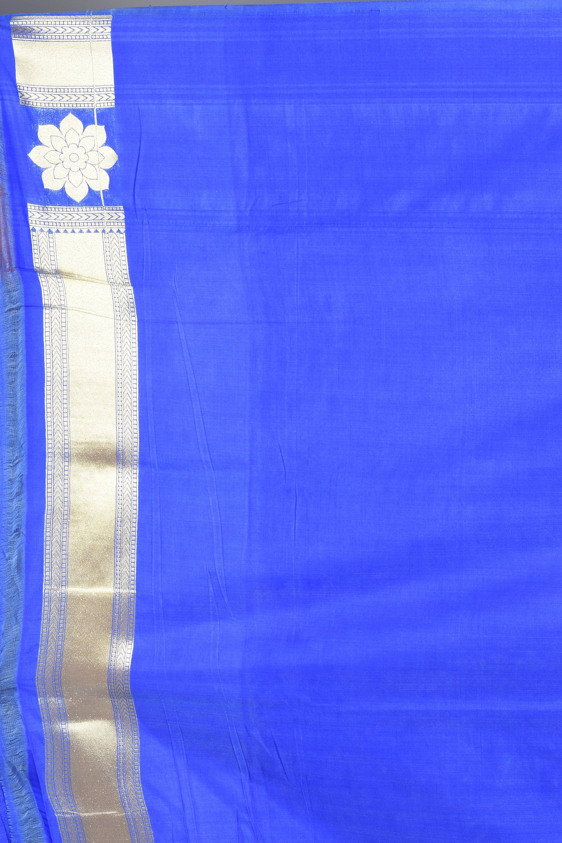 Green Patli Pallu Blended Silk Saree with Blue Borders - Keya Seth Exclusive