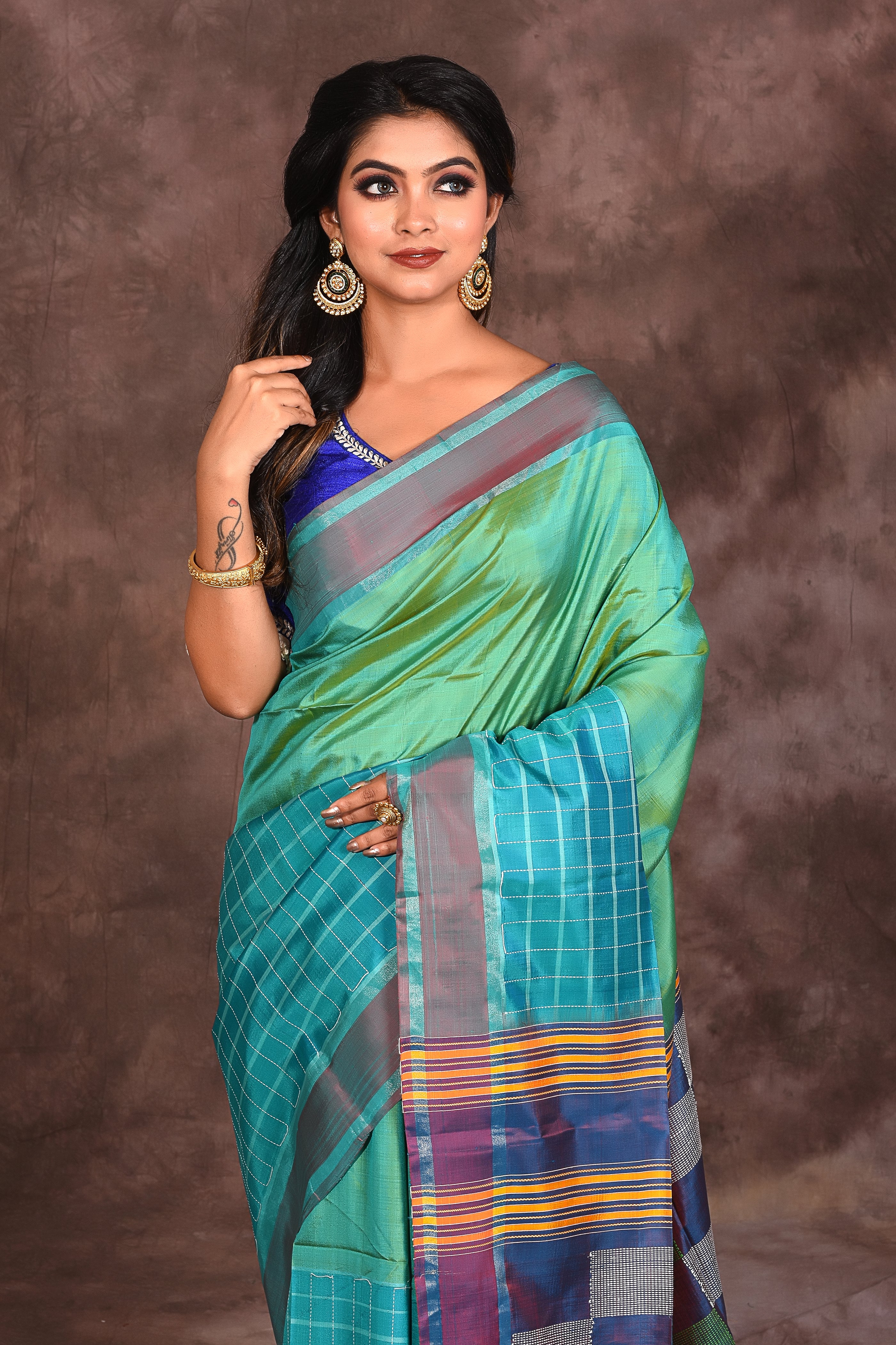 Green Dual Tone Silk Handloom Saree - Keya Seth Exclusive