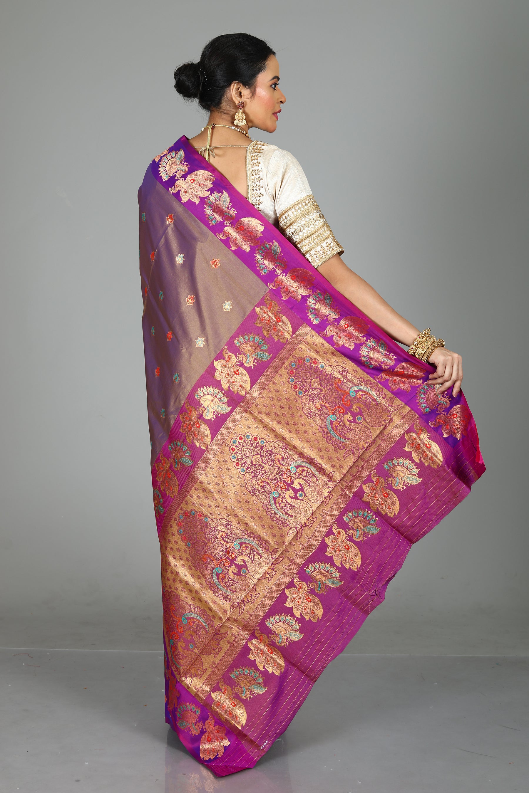 Dual Tone Grey Madurai Silk Saree