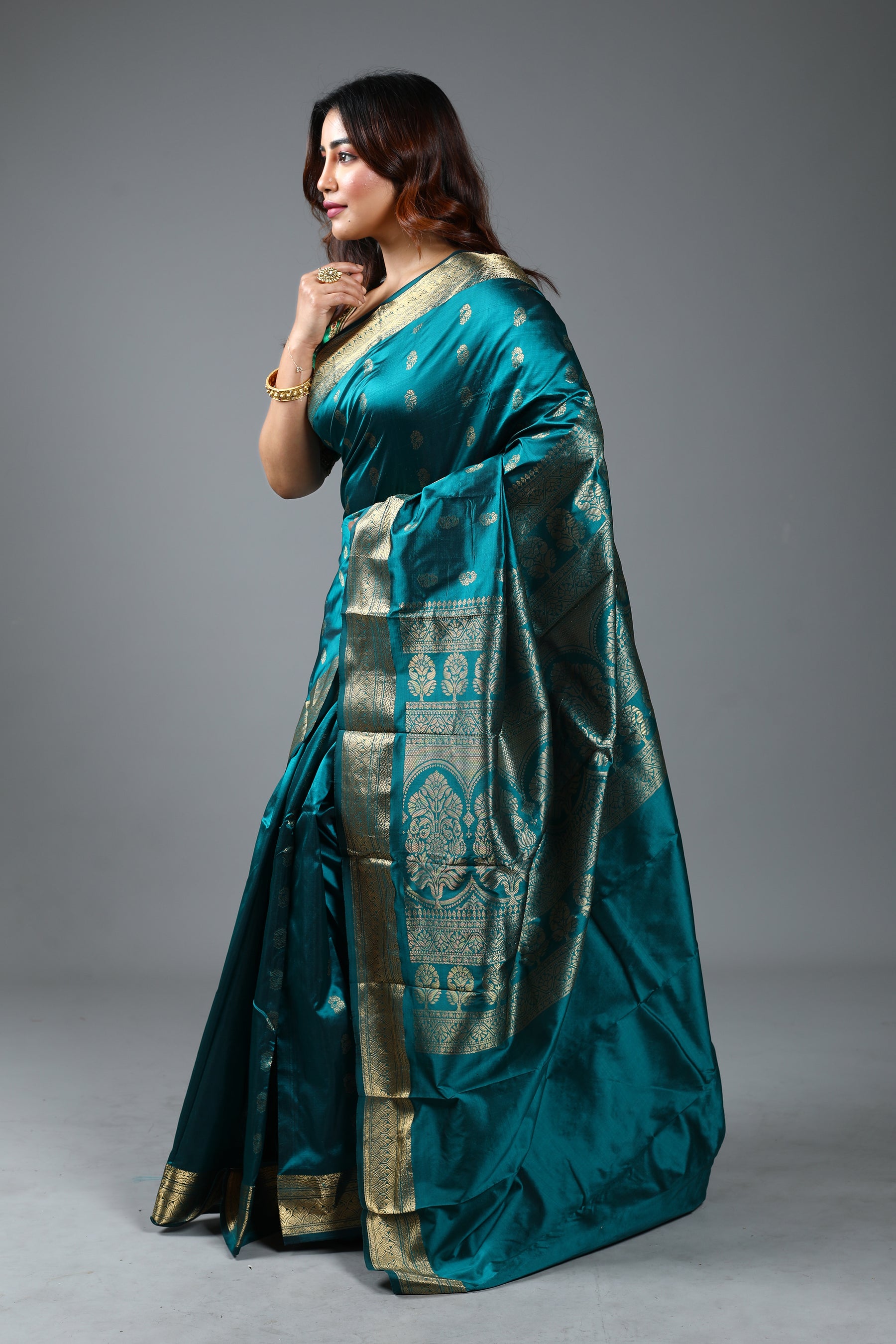 Rama Green Blended Kanjivaram Silk Saree