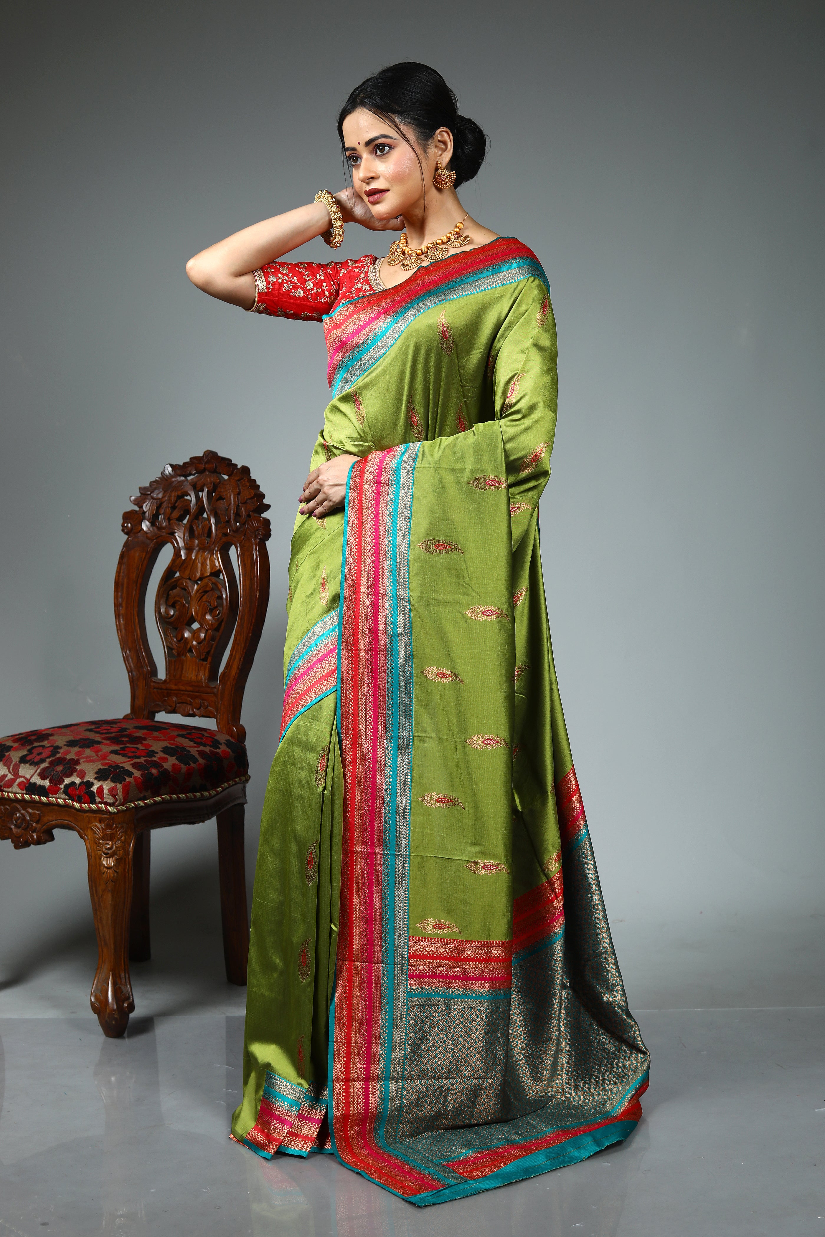 Parrot Green Blended Silk Saree